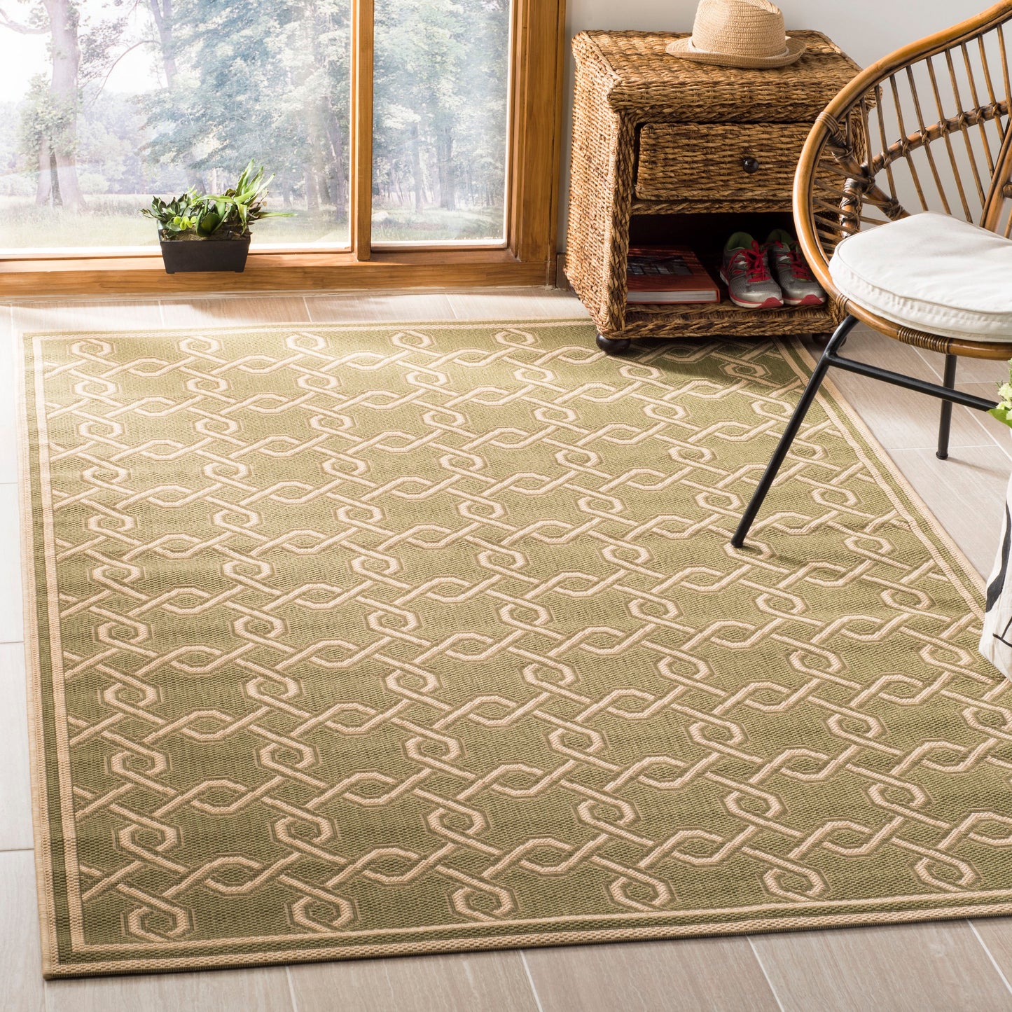 Martha Stewart Braid 8 x 11 (ft) Loomed Polypropylene Green/Creme Rectangular Indoor Abstract Coastal Spot Clean Only Area rug