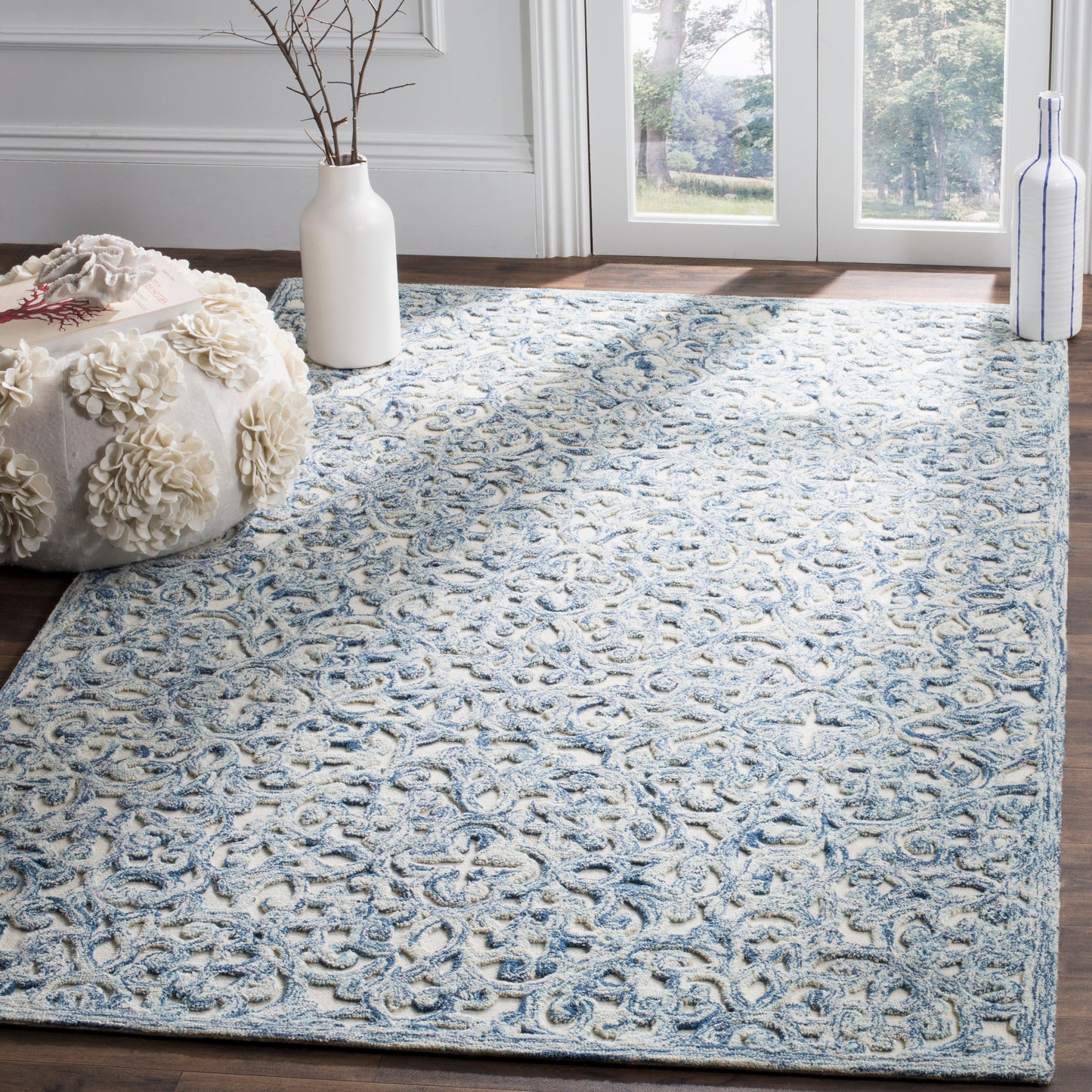 Safavieh Trace 6 x 9 (ft) Tufted Wool Blue/Ivory Rectangular Indoor Mid-Century Modern Professionally Clean Only Area rug