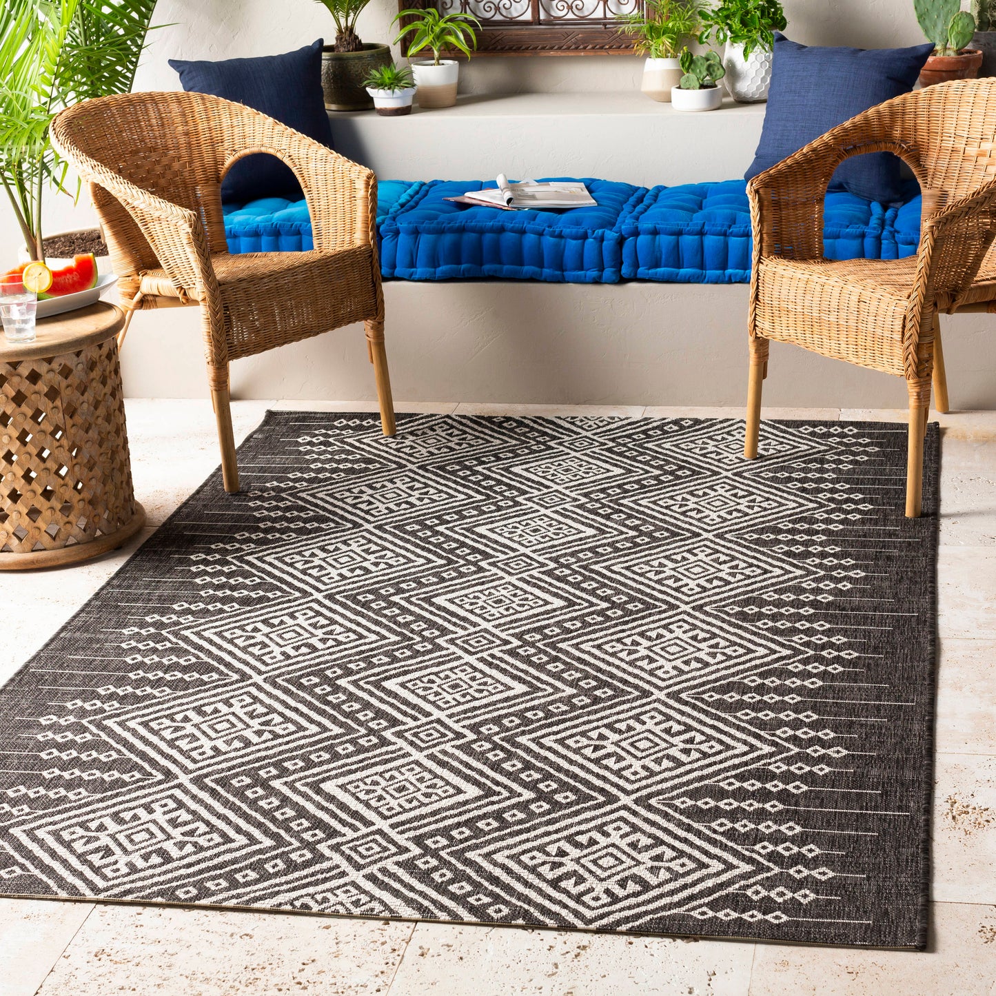 Livabliss Eagean 5 x 7 (ft) Flatweave Synthetic Black Rectangular Indoor/Outdoor Ikat Bohemian/Eclectic Spot Clean Only Pet Friendly Area rug