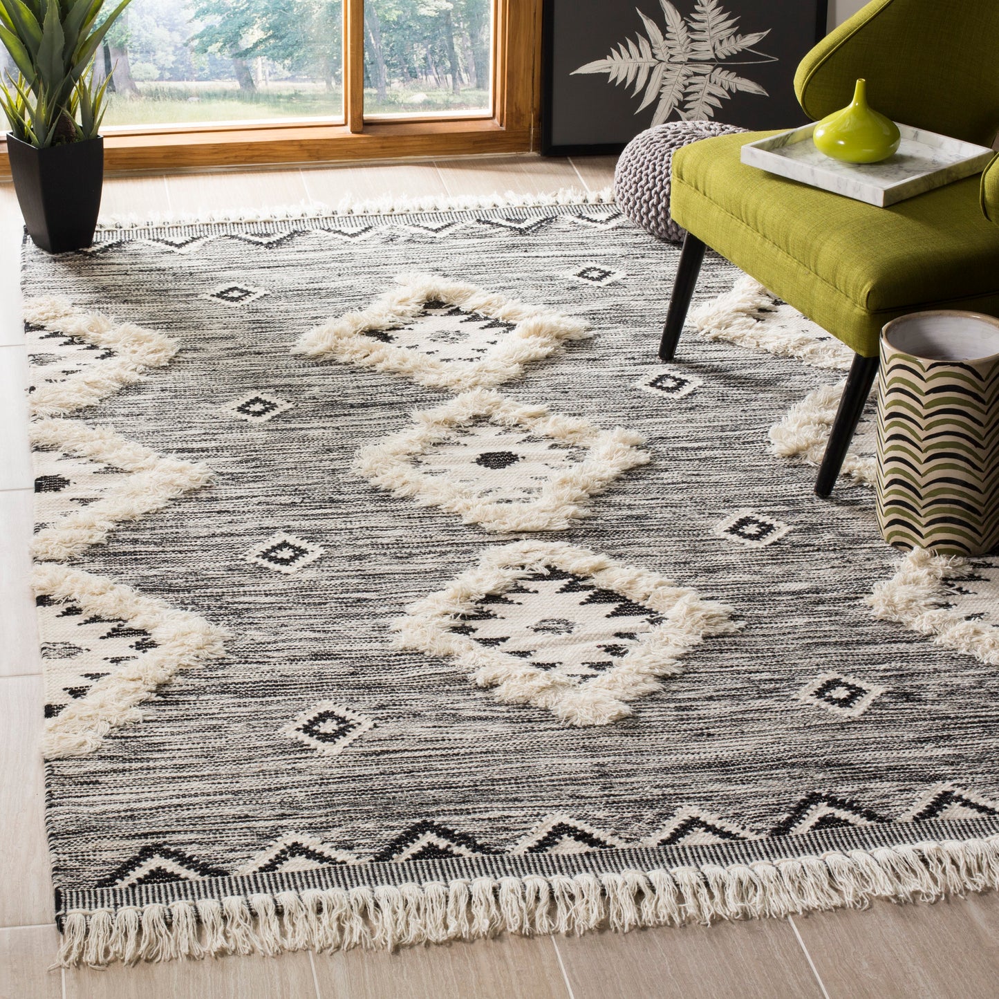 Safavieh Kenya Kenley 9 x 12 (ft) Knotted Wool Black/Ivory Rectangular Indoor Geometric Bohemian/Eclectic Spot Clean Only Area rug