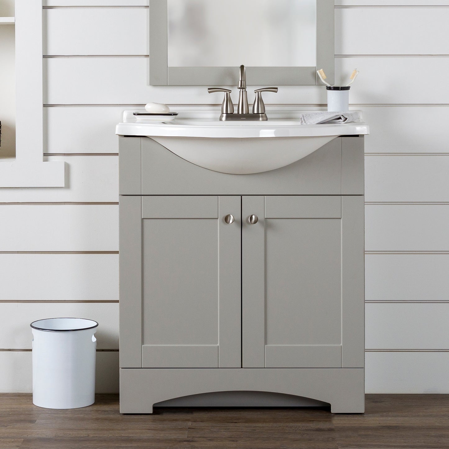 Diamond NOW Hayes 31-in Gray Single Sink Bathroom Vanity with White Cultured Marble Top