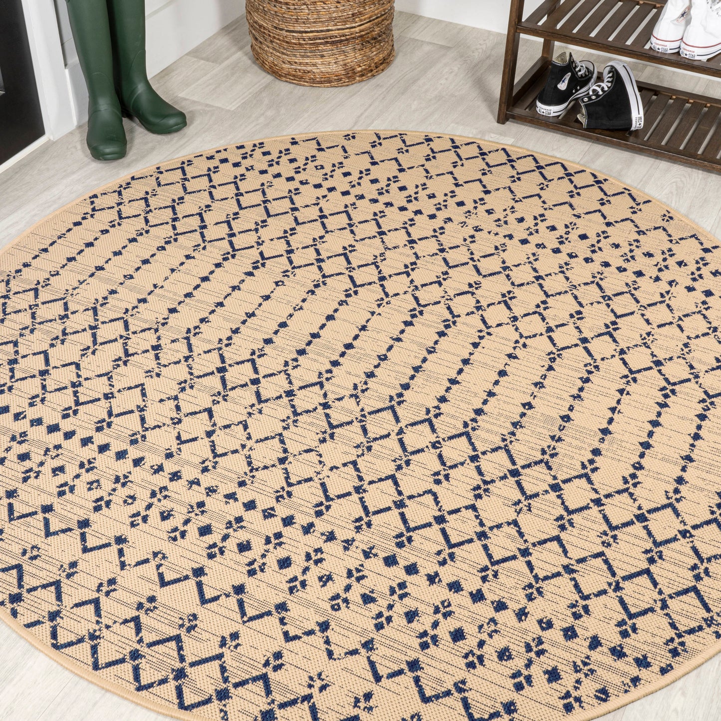 JONATHAN Y SANTA MONICA Ourika Moroccan Geometric Textured Weave 9 x 9 (ft) Loomed Polypropylene Beige/Navy Round Indoor/Outdoor Trellis Bohemian/Eclectic House Wahable Pet Friendly Area rug
