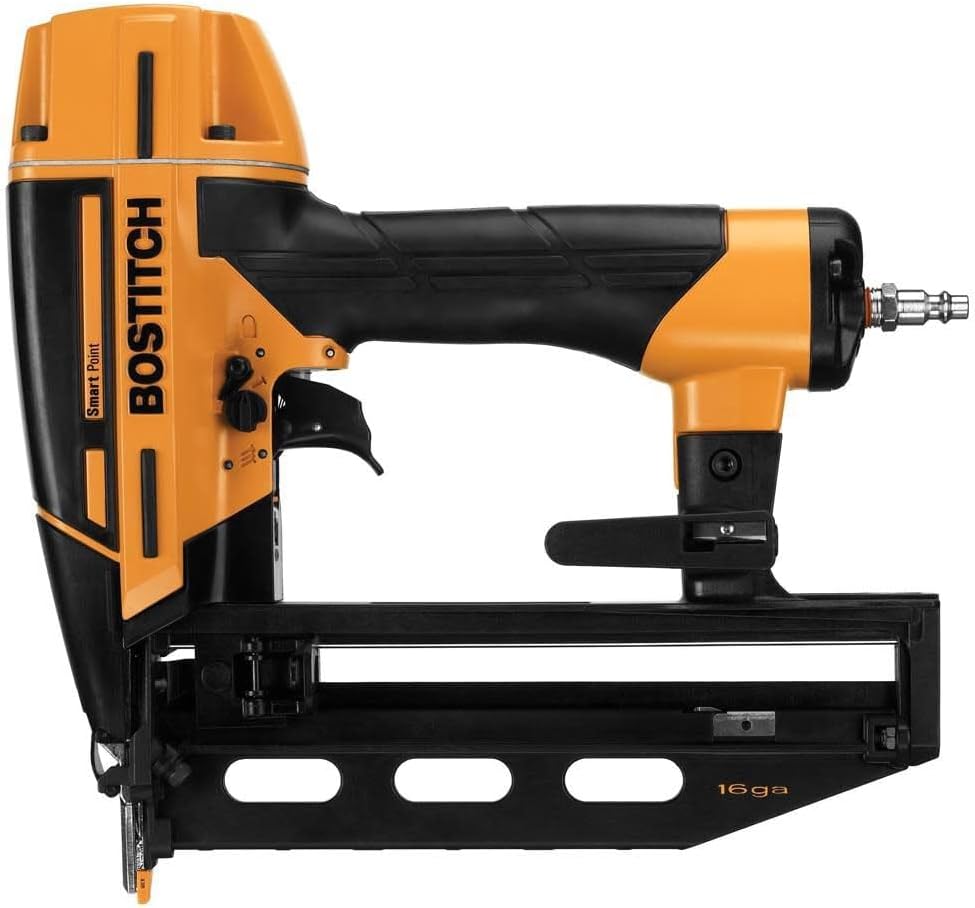 Bostitch 2.5-in X 16-Gauge Clip Head Finishing Pneumatic Nail Gun