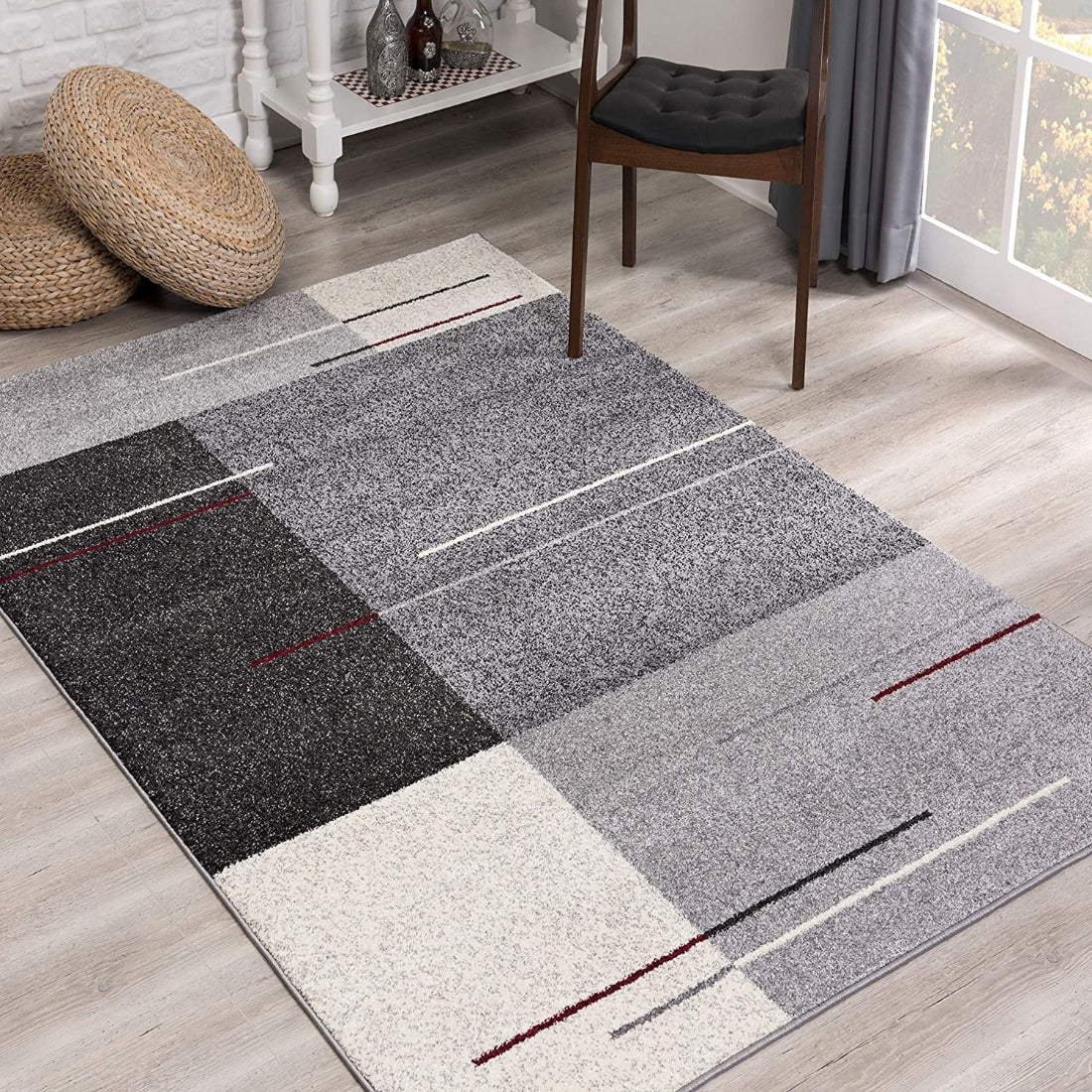 HomeRoots 5 x 7 (ft) Polyester Grey Rectangular Indoor Abstract Area rug