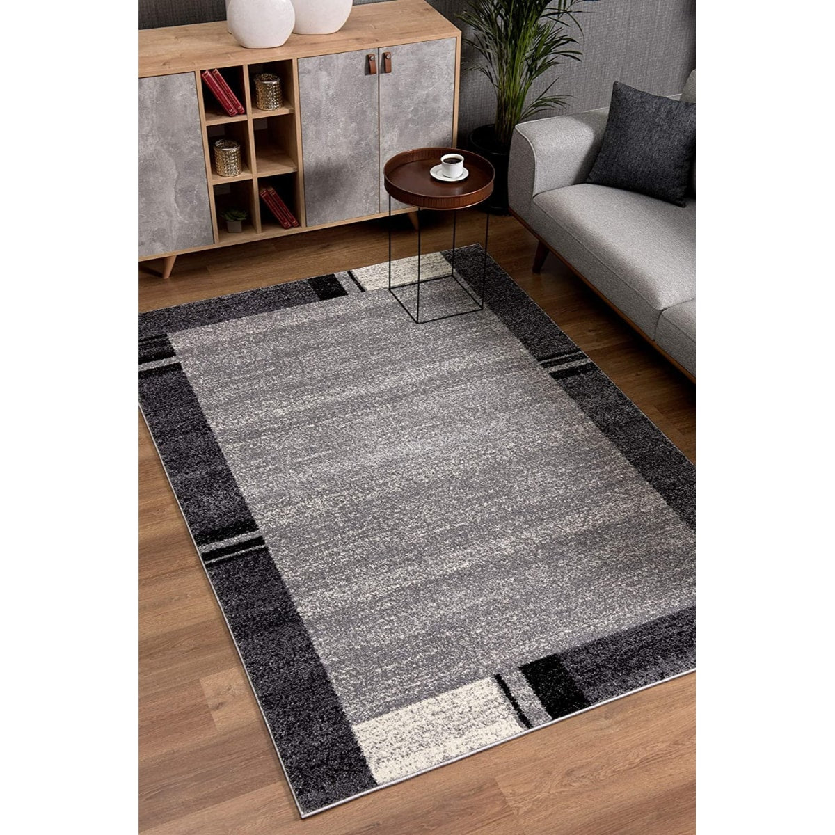 HomeRoots 7 x 9 (ft) Polyester Grey Rectangular Indoor Abstract Area rug