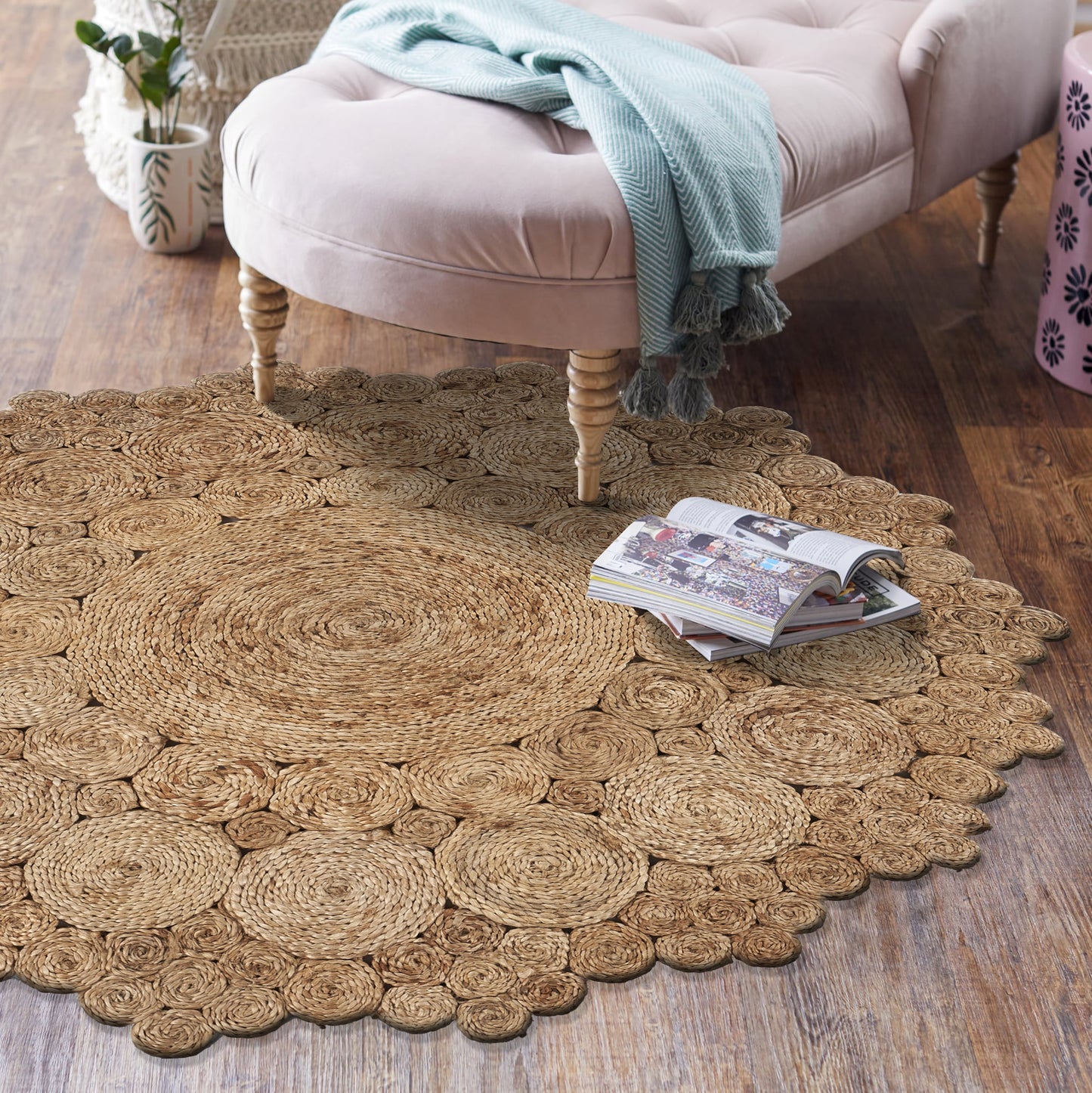 LR Home 6 x 6 (ft) Jute Natural Round Indoor Geometric Bohemian/Eclectic Spot Clean Only Area rug