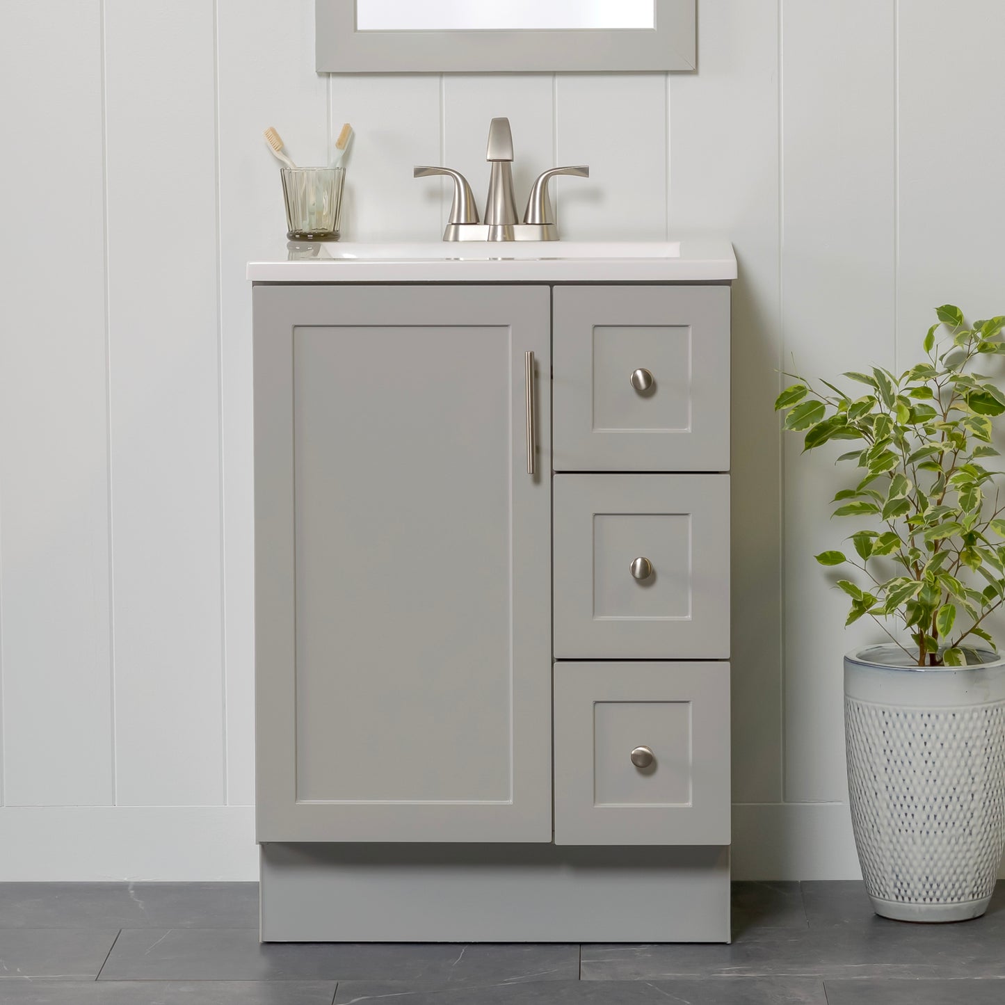 Project Source Davies 24-in Light Gray Single Sink Bathroom Vanity with White Cultured Marble Top