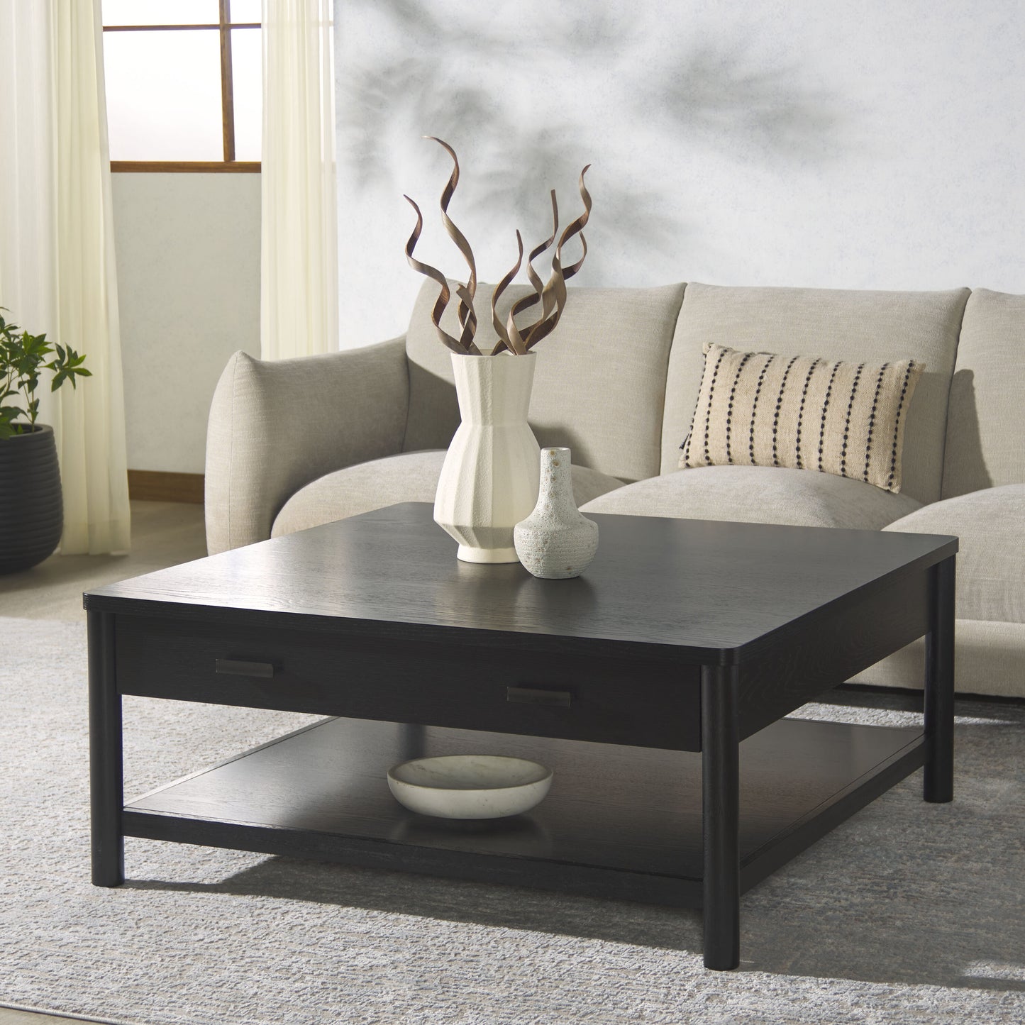 Safavieh Jaylessa Scandinavian Style Wood 1 Drawer Coffee Table/Black