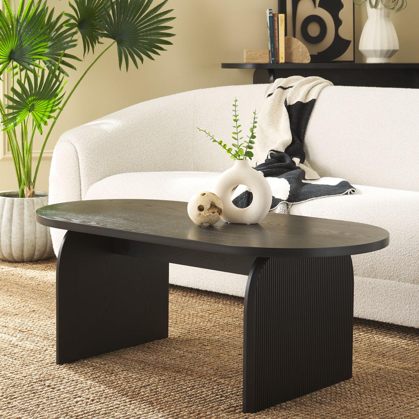 Safavieh Syura Coastal Style Ribbed Coffee Table/Black