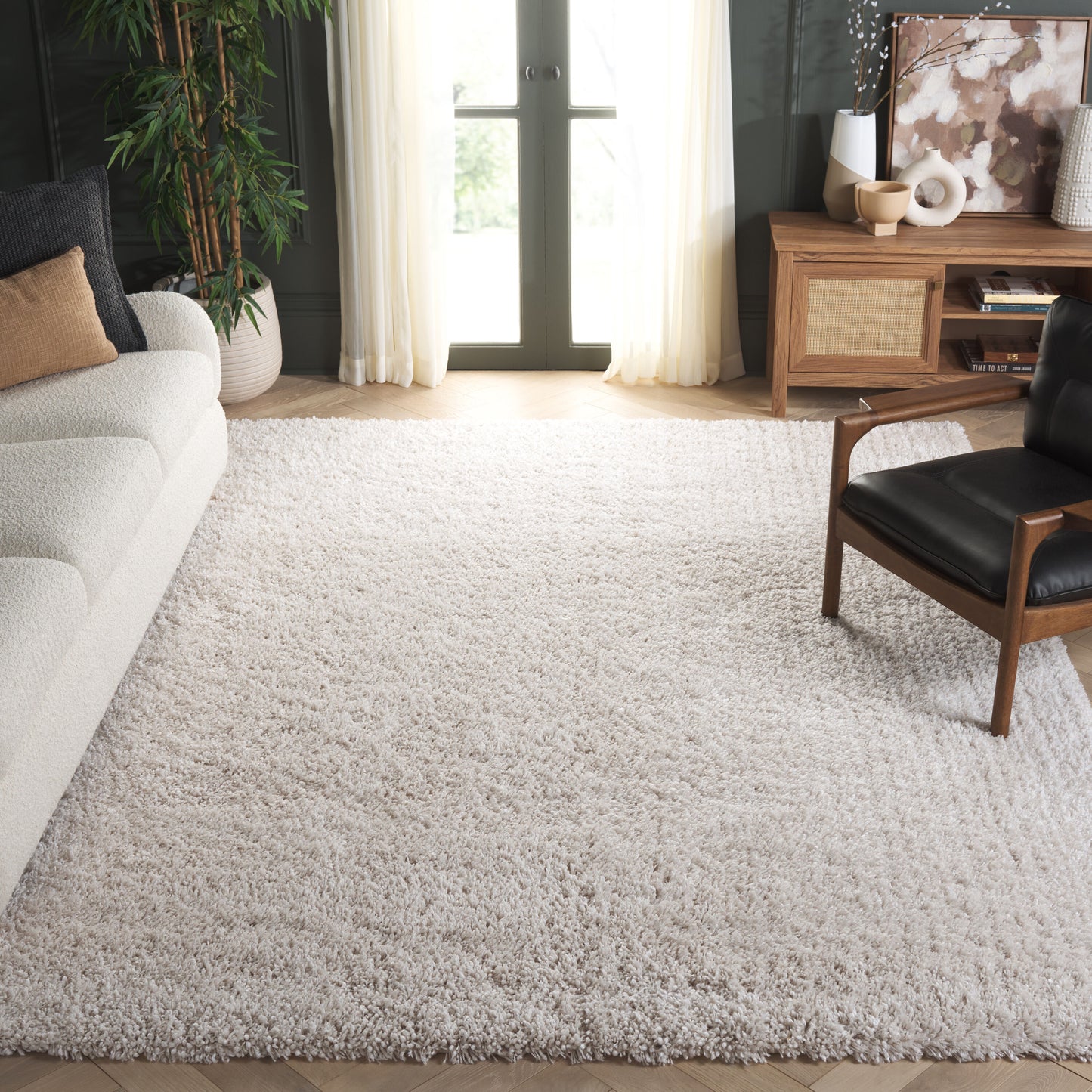 Safavieh Shag 240V Ivory 7ft-6in x 9ft-6in Shag Flokati Rug