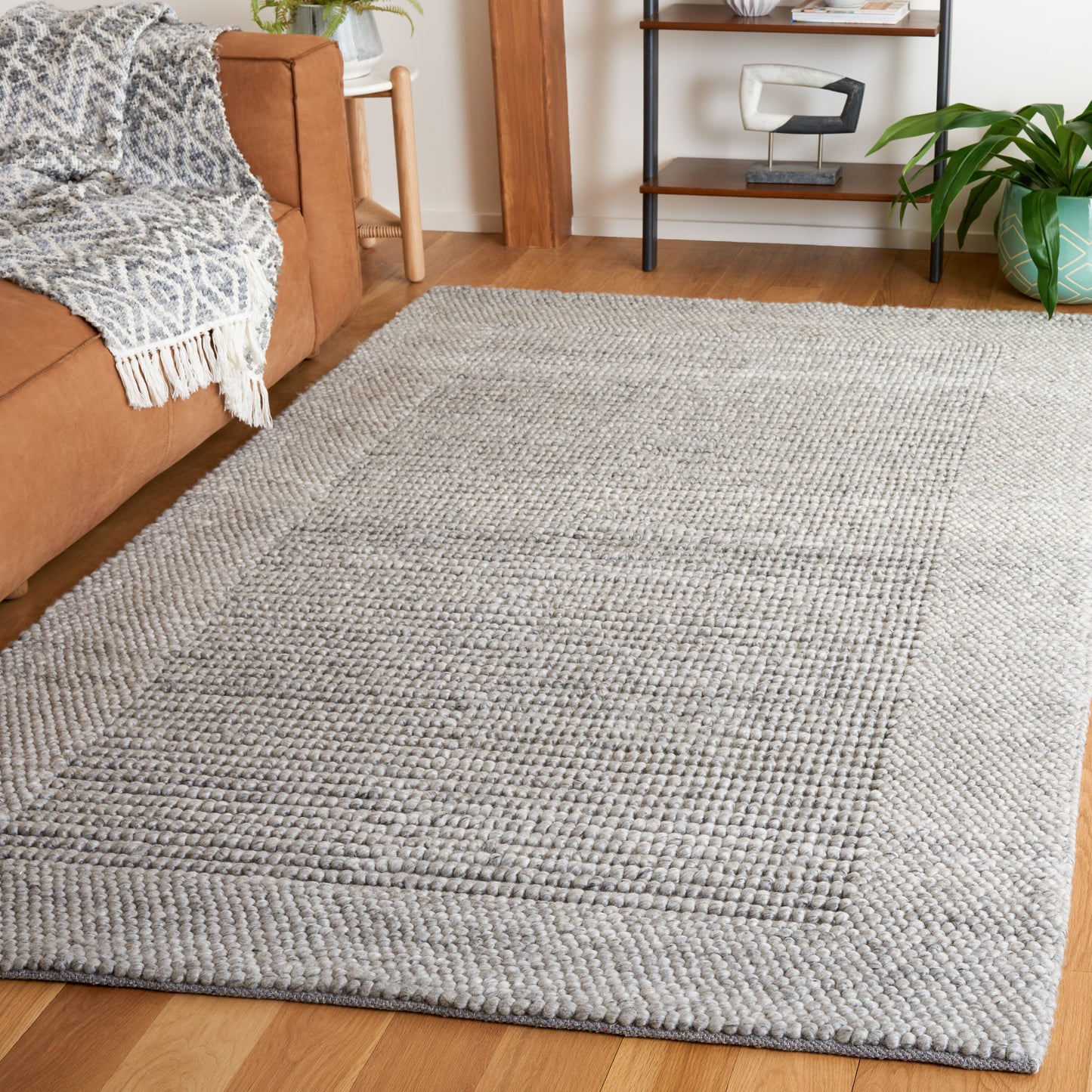 Safavieh Natura 130 Gray Contemporary 5ft x 8ft Medium Rectangle Rug