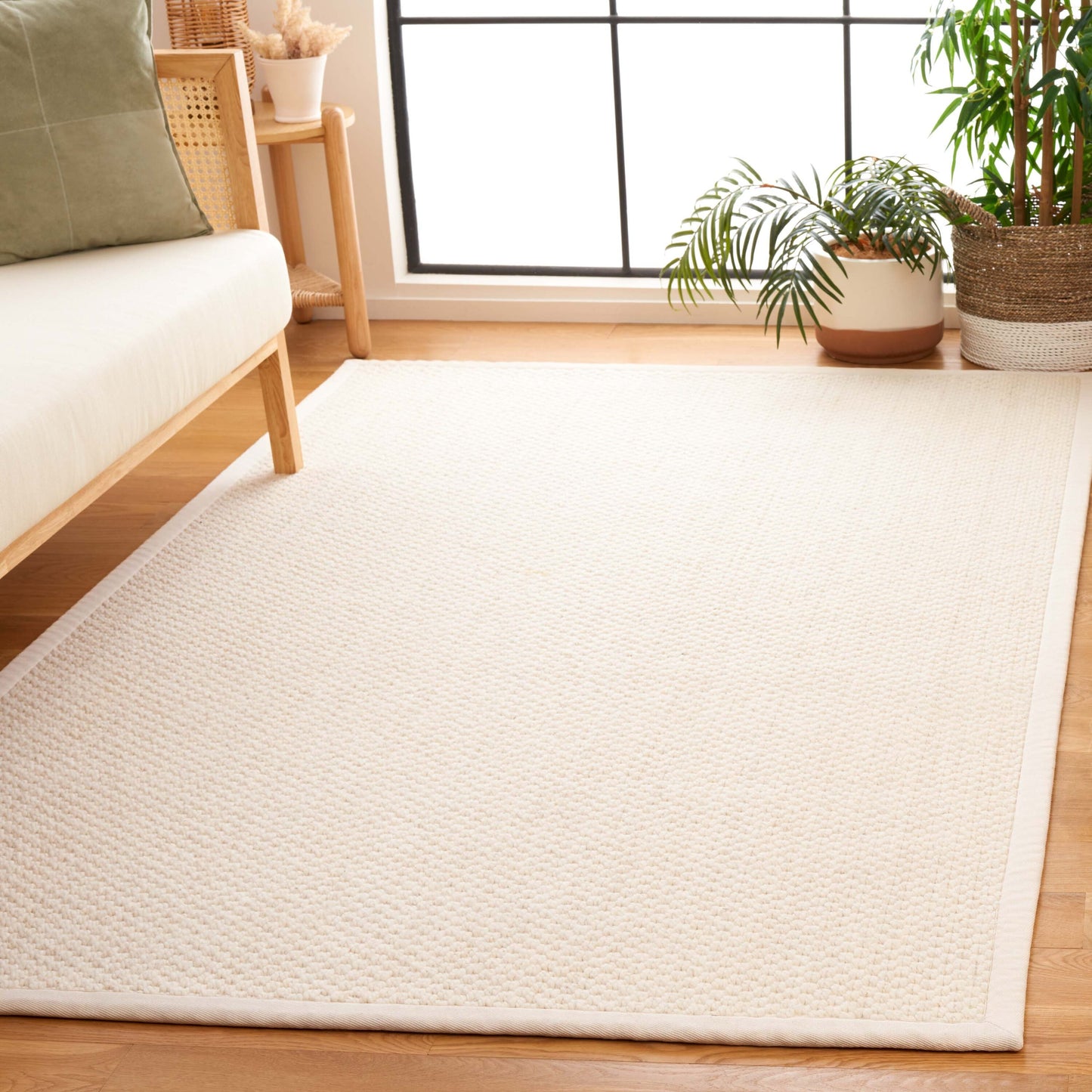 Safavieh Palm Beach 619 Ivory Solid / Tonal 5ft x 8ft Medium Rectangle Rug