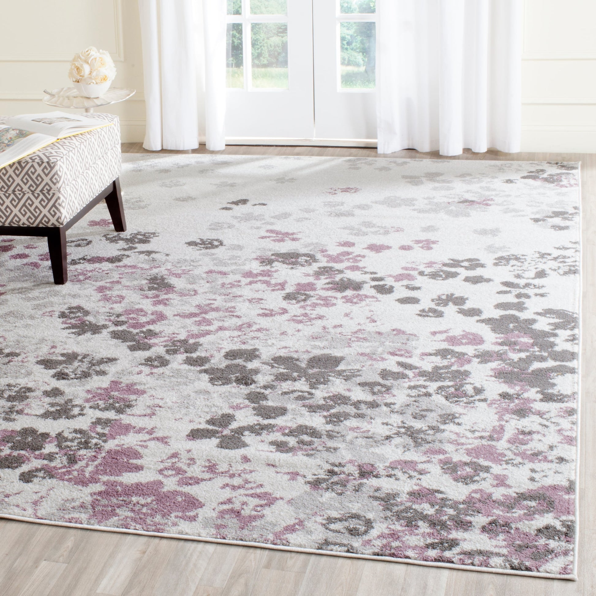 Safavieh Adirondack Garden 11 x 15 (ft) Loomed Polyester/Polypropylene Ivory/Purple Rectangular Indoor Floral/Botanical French Country Spot Clean Only Area rug