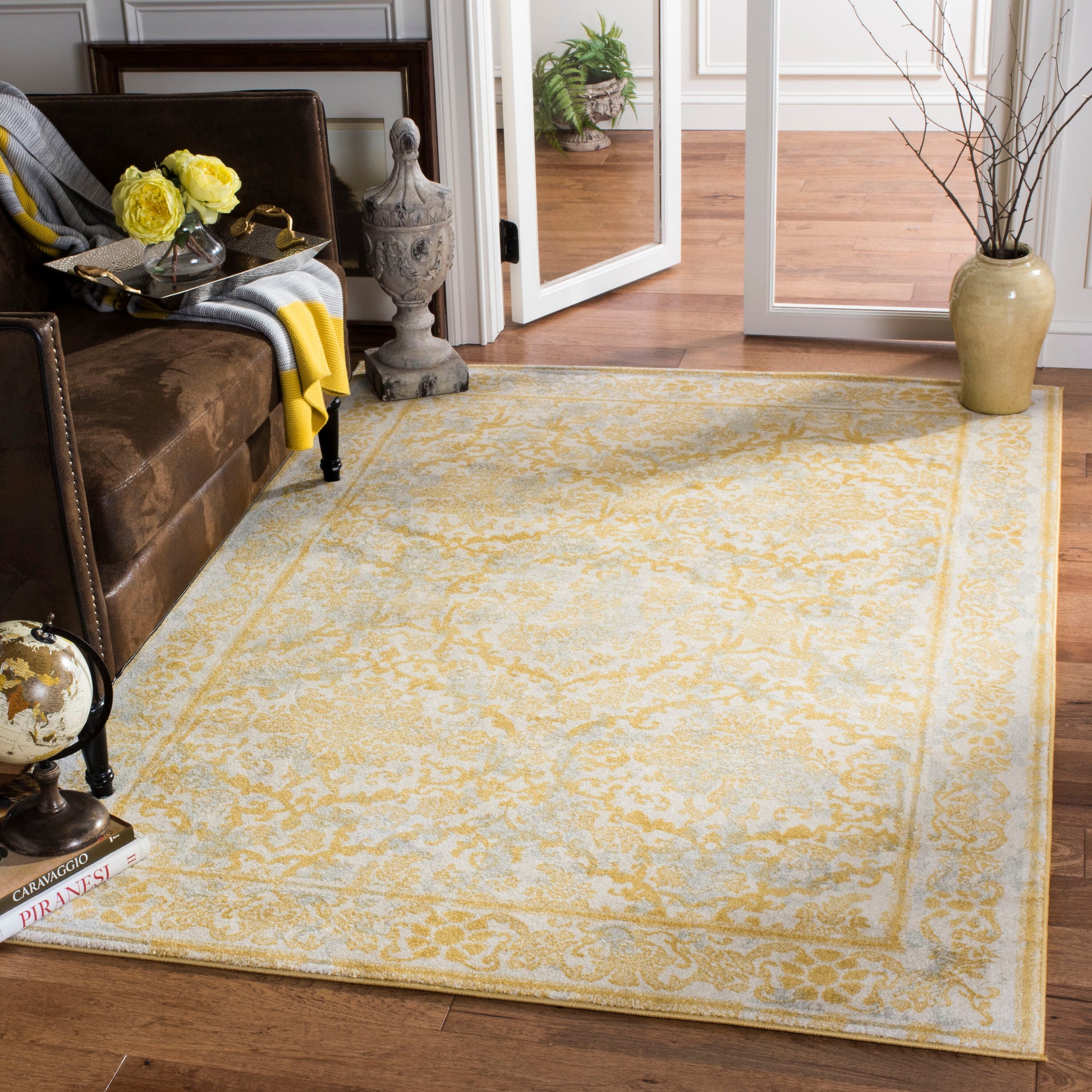 Safavieh Evoke Penny 11 x 15 (ft) Loomed Synthetic Ivory/Gold Rectangular Indoor Floral/Botanical Oriental Spot Clean Only Area rug