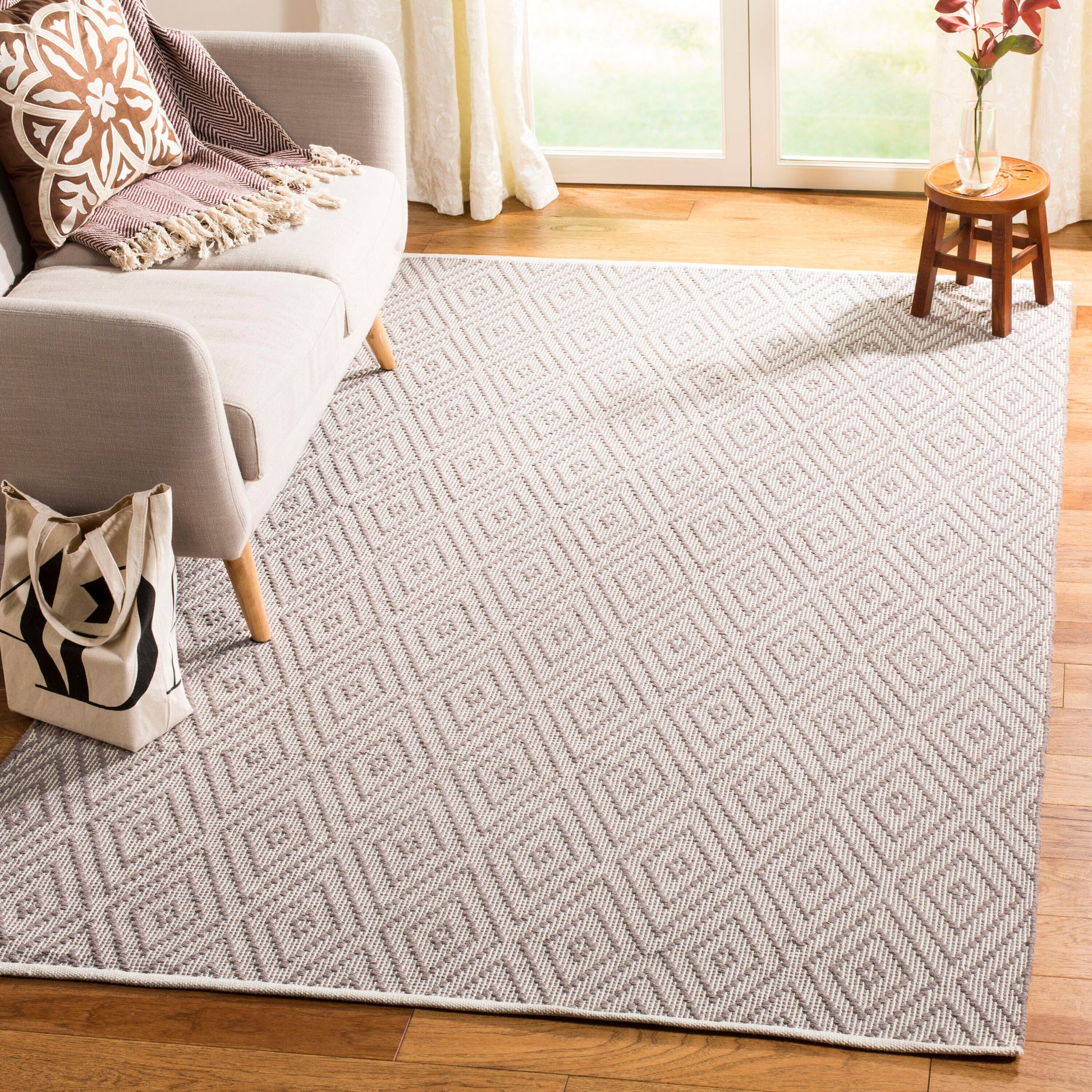 Safavieh Montauk Brighton 9 x 12 (ft) Cotton Gray/Ivory Rectangular Indoor Geometric Coastal Spot Clean Only Area rug
