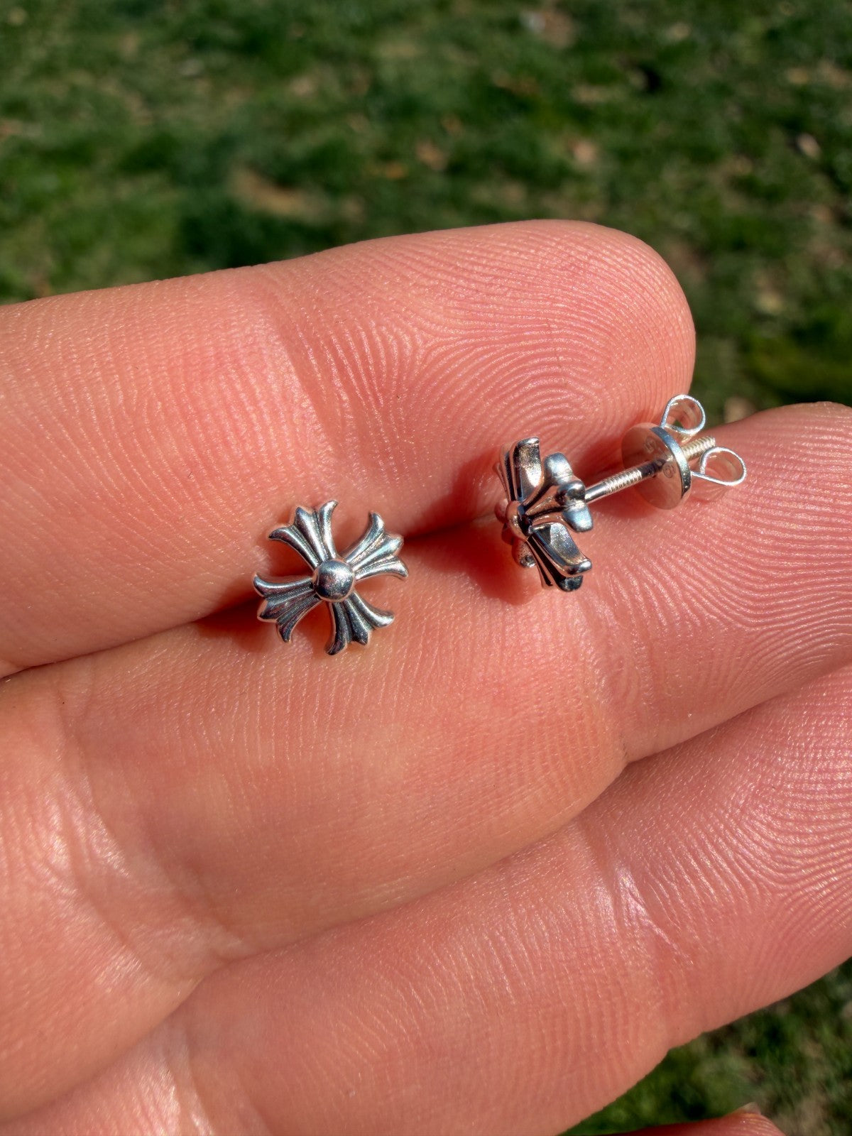 Hearts Of Chrome Cross Earrings - 925 Silver Oxidized - 8mm
