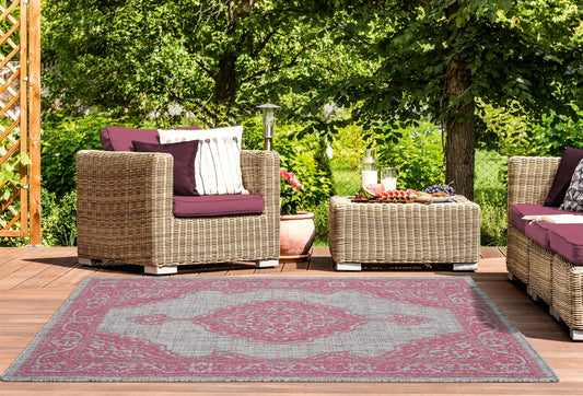 United Weavers Of America Augusta 8 x 11 (ft) Polypropylene Pink Rectangular Indoor Medallion Spot Clean Only Area rug