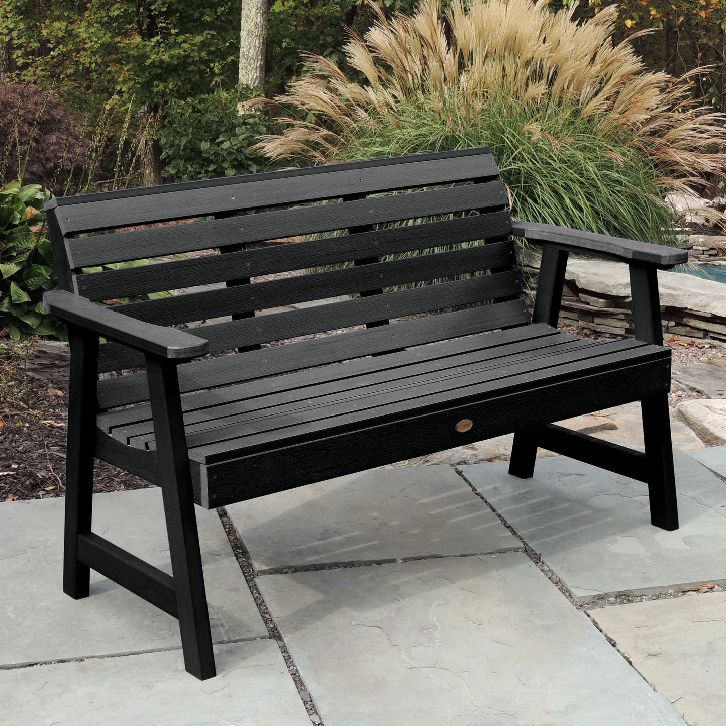 highwood The Weatherly 60.6-in W x 33.8-in H Black Plastic Garden Bench