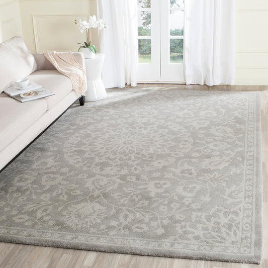 Safavieh Bella Atria 8 x 10 (ft) Tufted Wool Gray/Silver Rectangular Indoor Medallion Farmhouse/Cottage Spot Clean Only Area rug