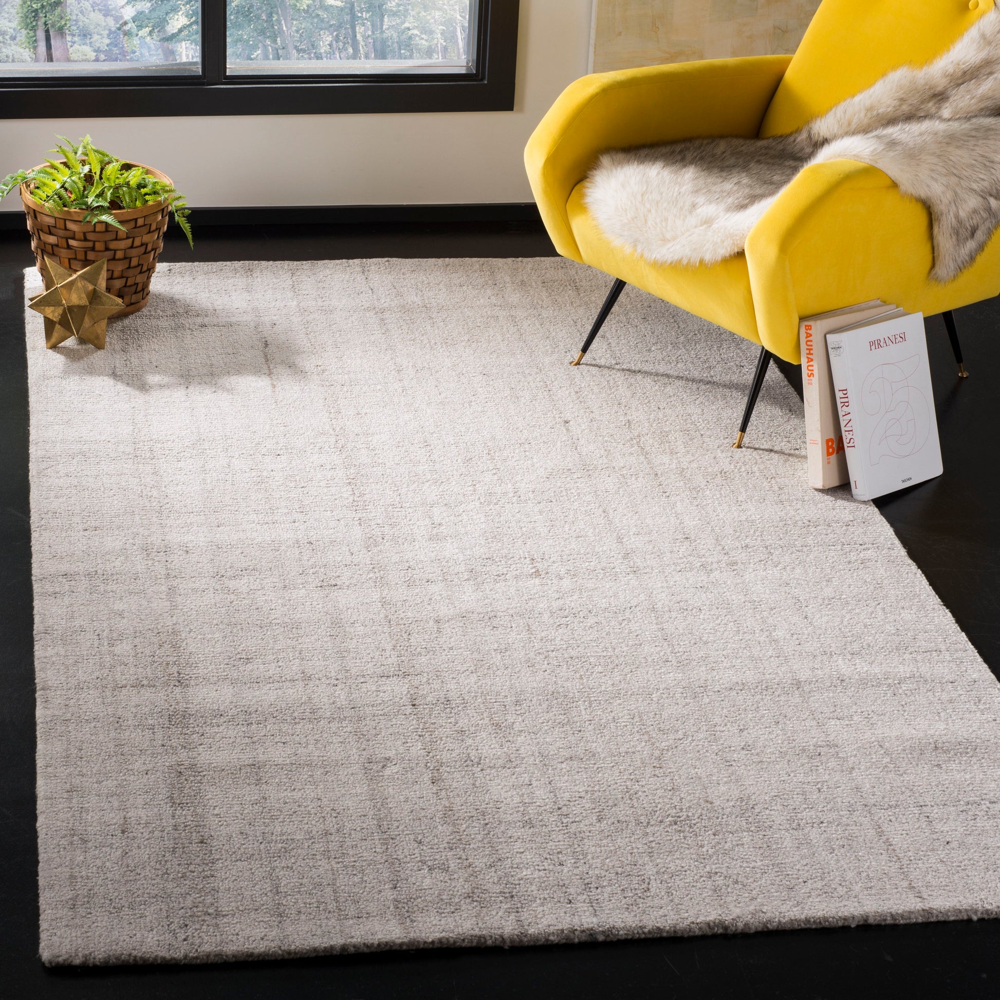 Safavieh Abstract Nettie 10 x 10 (ft) Tufted Polyester Light Gray Square Indoor Distressed/Overdyed Bohemian/Eclectic Spot Clean Only Area rug