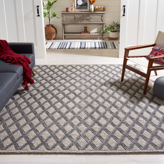 Safavieh Natura Kara 8 x 10 (ft) Wool Silver Rectangular Indoor Trellis Bohemian/Eclectic Spot Clean Only Area rug