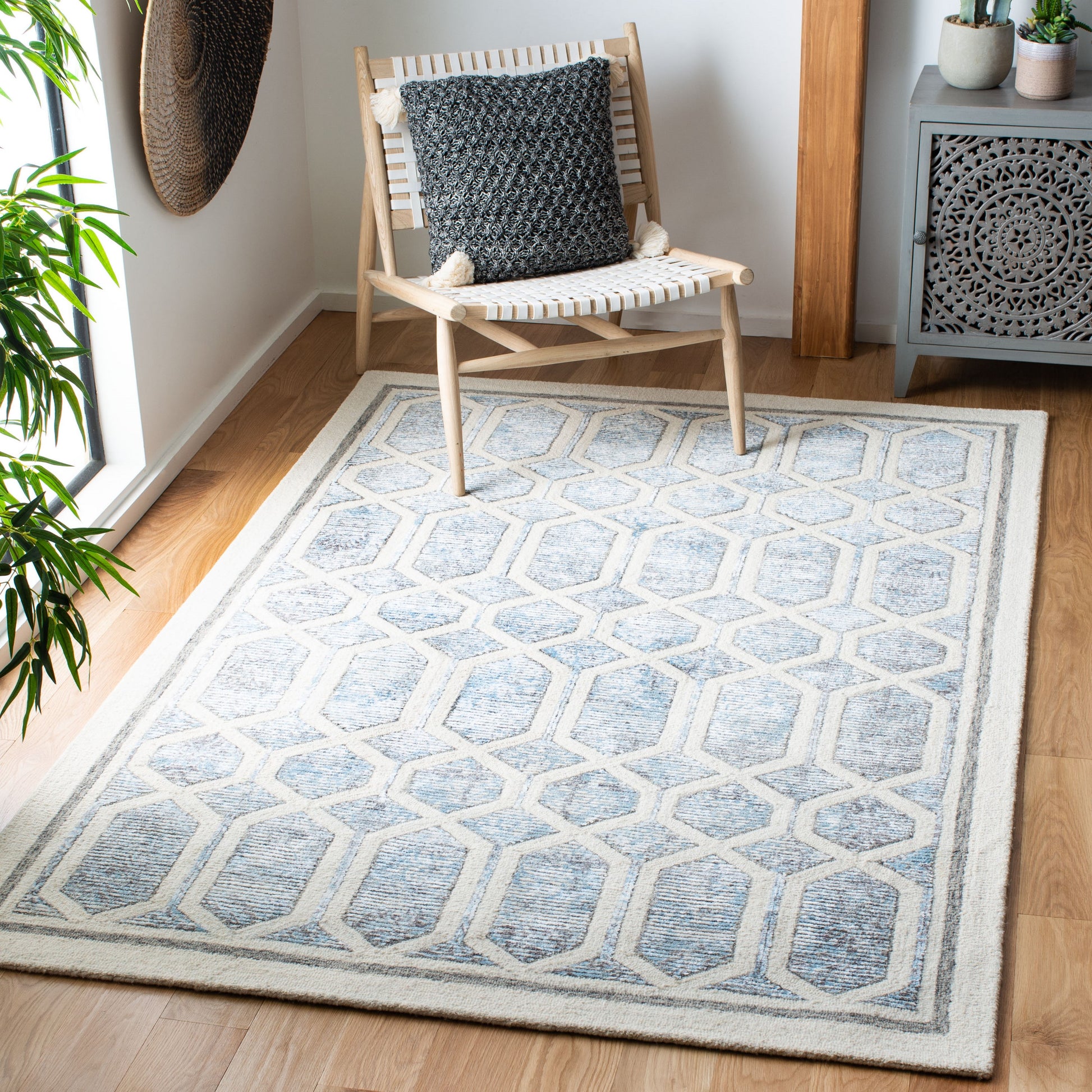 Safavieh Artistry 600 Mallaury 7 x 7 (ft) Tufted Synthetic Ivory/Blue Square Indoor Abstract Bohemian/Eclectic Spot Clean Only Area rug