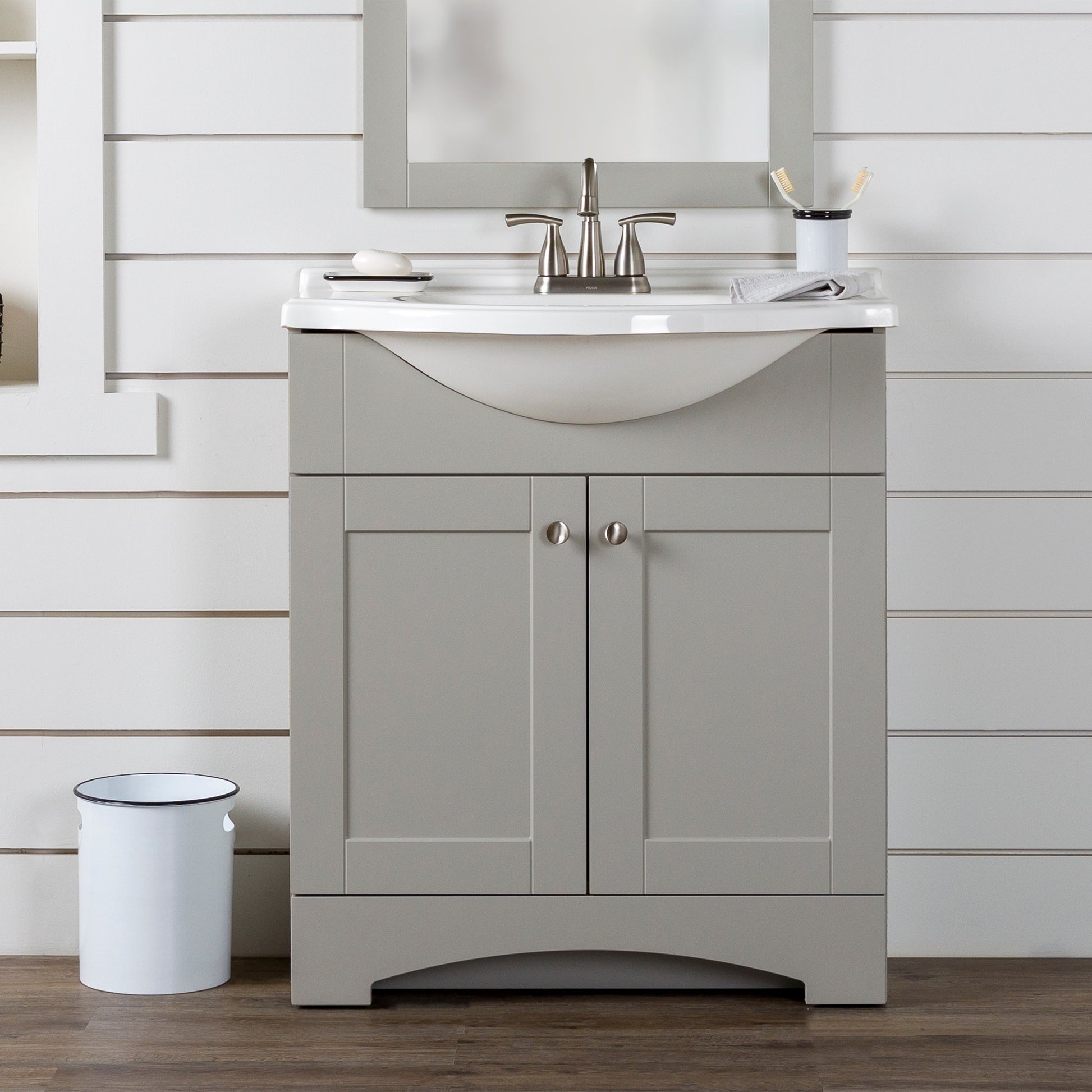 Diamond NOW Hayes 31-in Gray Single Sink Bathroom Vanity with White Cultured Marble Top