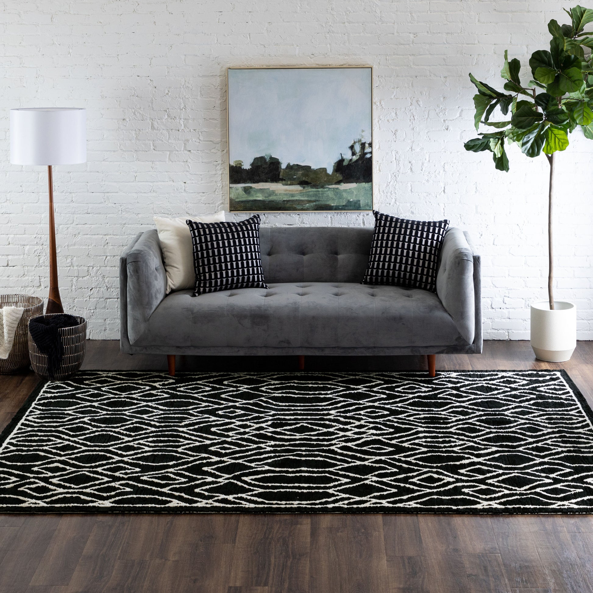 allen + roth Dark Exuberance 7 x 10 (ft) Loomed Polypropylene Black and white Rectangular Indoor Spot Clean Only Pet Friendly Area rug
