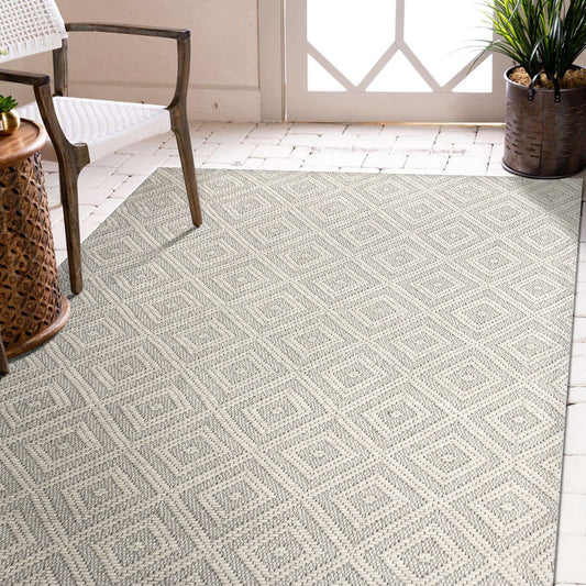 LR Home 5 x 7 (ft) Wool Ivory Rectangular Indoor/Outdoor Geometric Farmhouse/Cottage Spot Clean Only Area rug