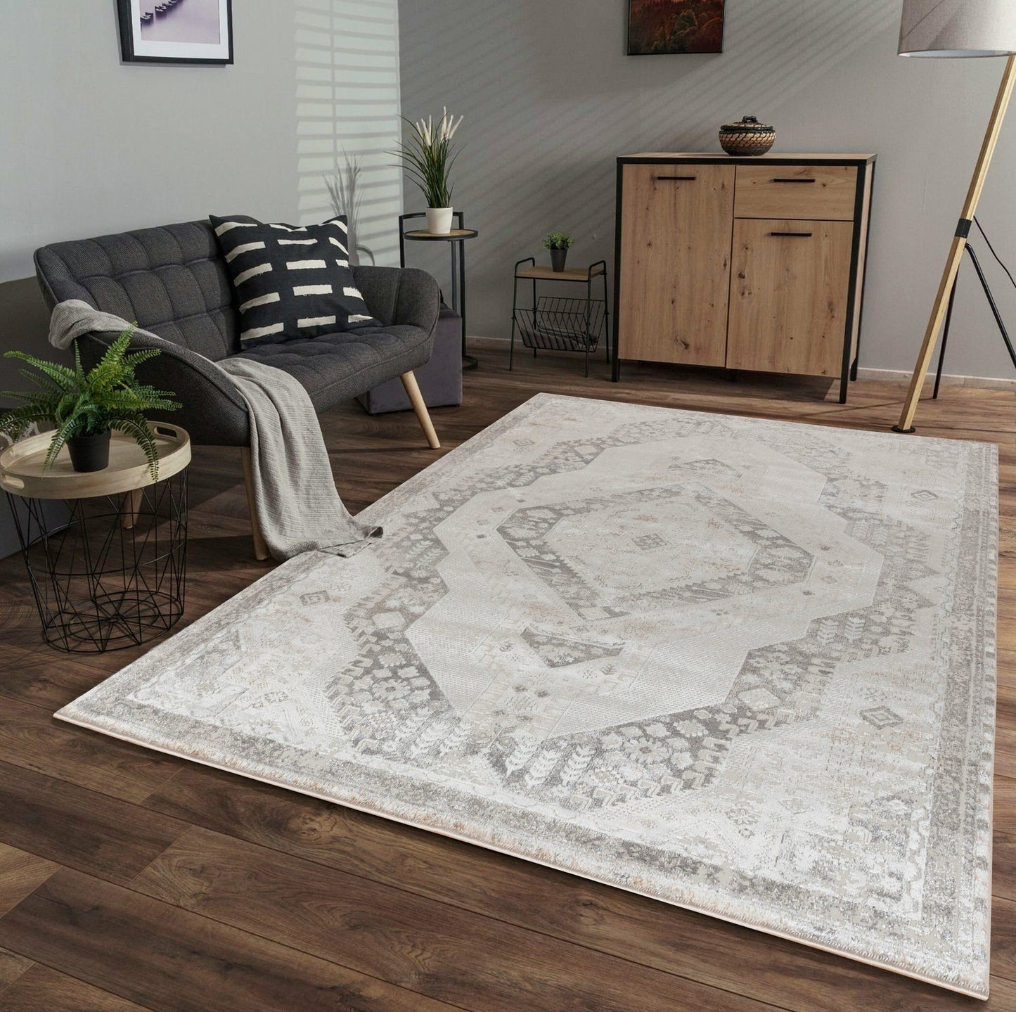 MDA Rugs Omari 5 x 8 (ft) Polypropylene Cream/Gray Rectangular Indoor Medallion Professionally Clean Only Area rug