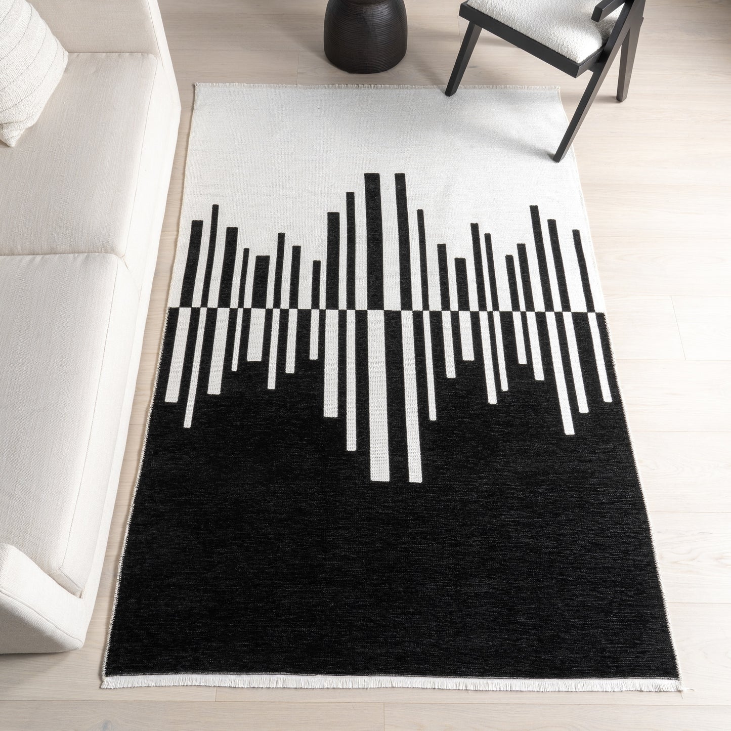nuLOOM Olea SuperiorWash Abstract Machine Washable 7ft. 10in. x 10ft. Black/Cream Area Rug