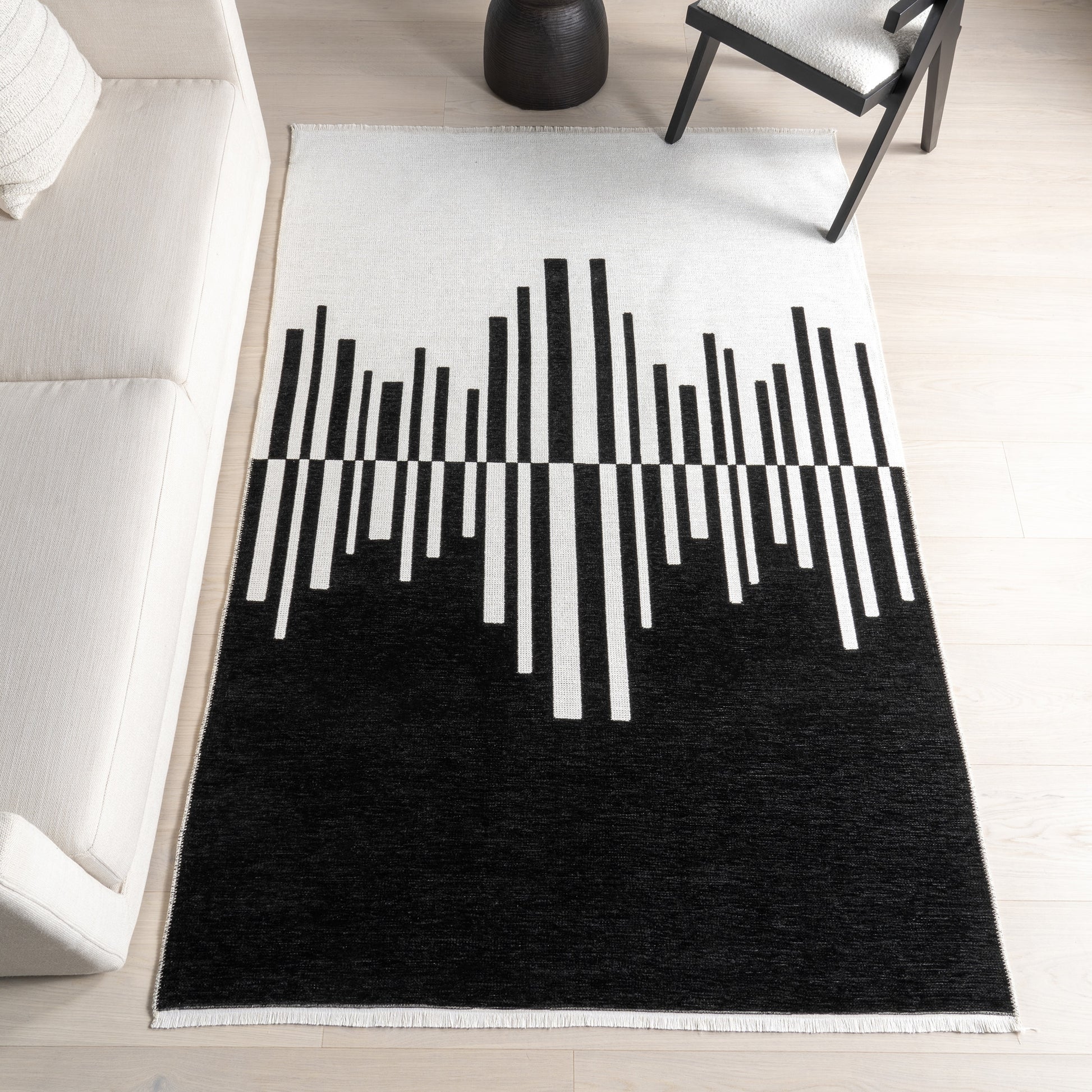 nuLOOM Olea SuperiorWash Abstract Machine Washable 7ft. 10in. x 10ft. Black/Cream Area Rug