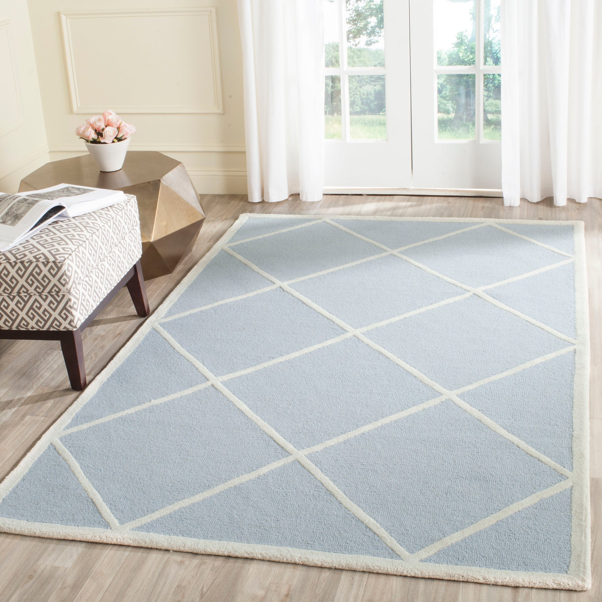 Safavieh Cambridge 8 x 10 (ft) Tufted Wool Light Blue/Ivory Rectangular Indoor Geometric Mid-Century Modern Professionally Clean Only Area rug