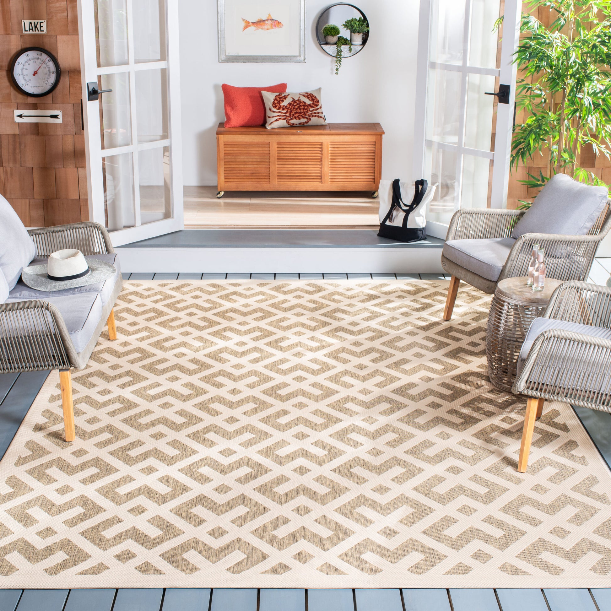 Safavieh Courtyard 9 x 12 (ft) Loomed Polypropylene Brown/Bone Rectangular Indoor Geometric Mid-Century Modern Professionally Clean Only Area rug
