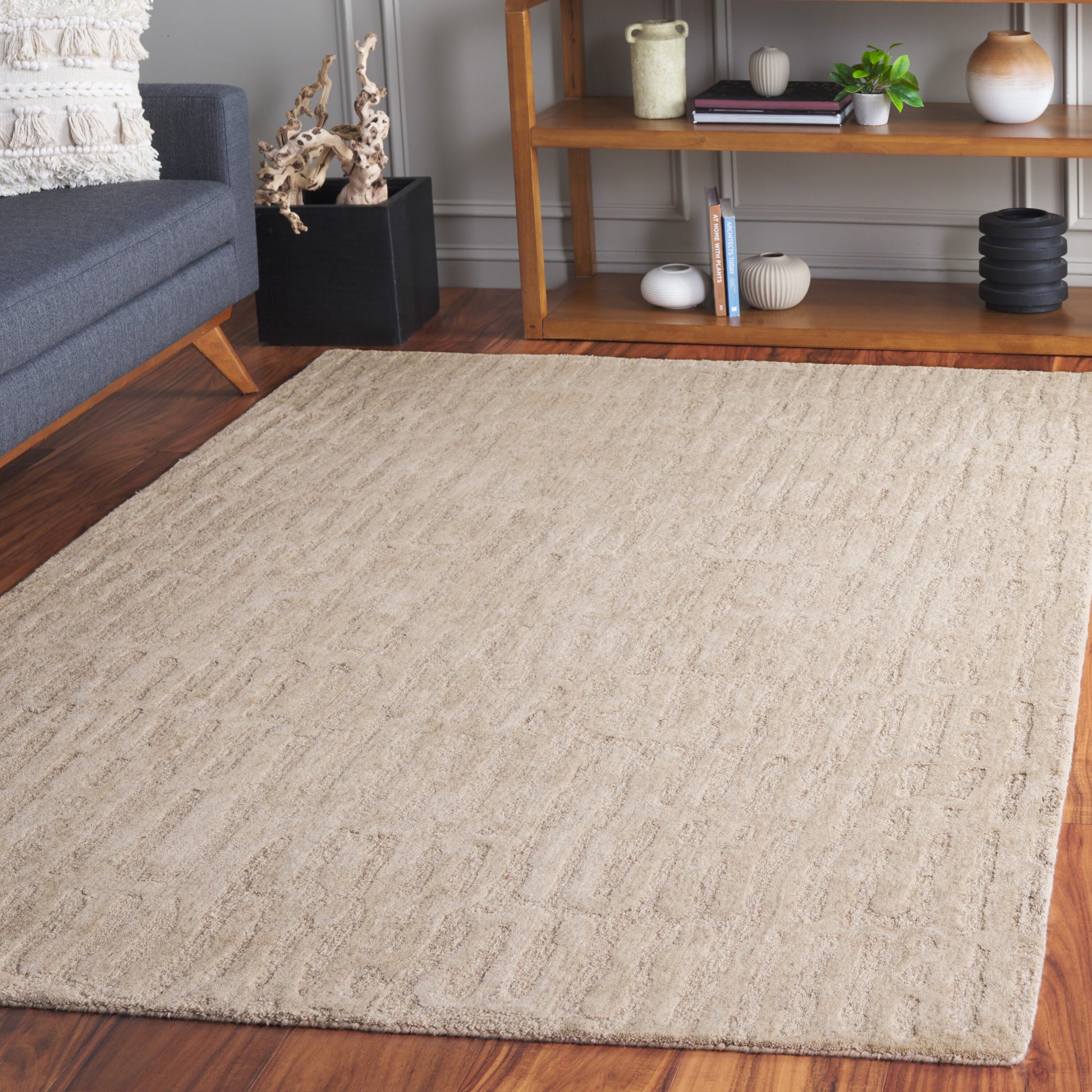 Safavieh Ebony 5 x 8 (ft) Tufted Wool Beige Rectangular Indoor Abstract Mid-Century Modern Professionally Clean Only Area rug