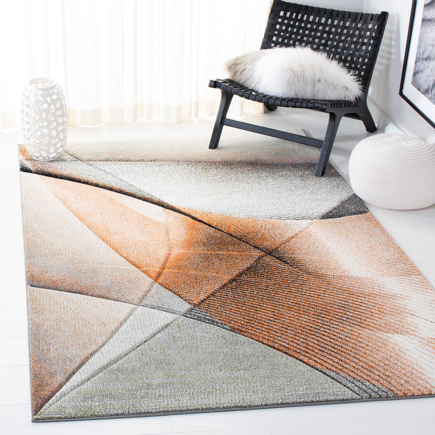 Safavieh Hollywood 8 x 10 (ft) Loomed Polypropylene Gray/Orange Rectangular Indoor Geometric Mid-Century Modern Professionally Clean Only Area rug