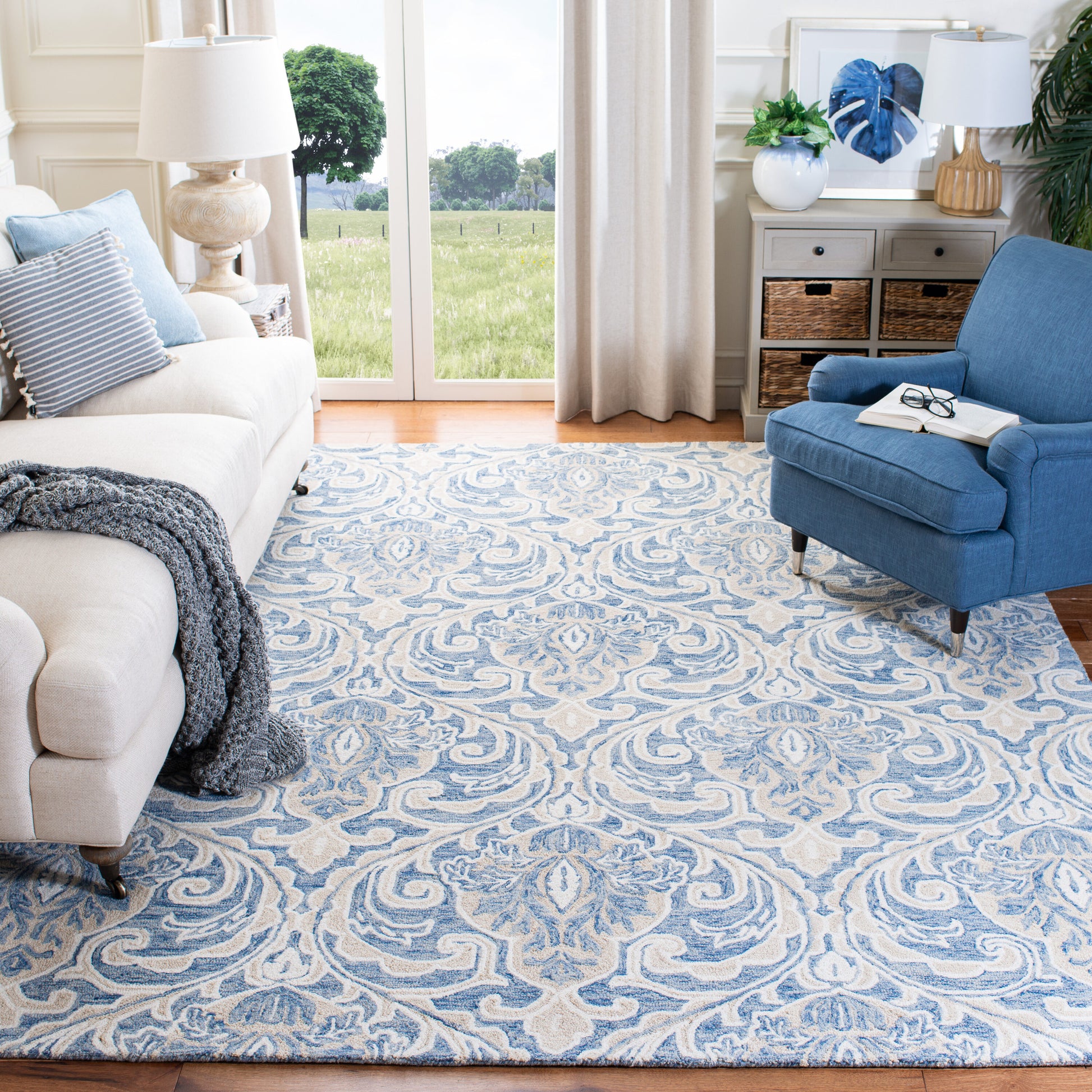 Safavieh Micro-Loop 6 x 9 (ft) Tufted Wool Blue/Ivory Rectangular Indoor Floral/Botanical Mid-Century Modern Spot Clean Only Area rug