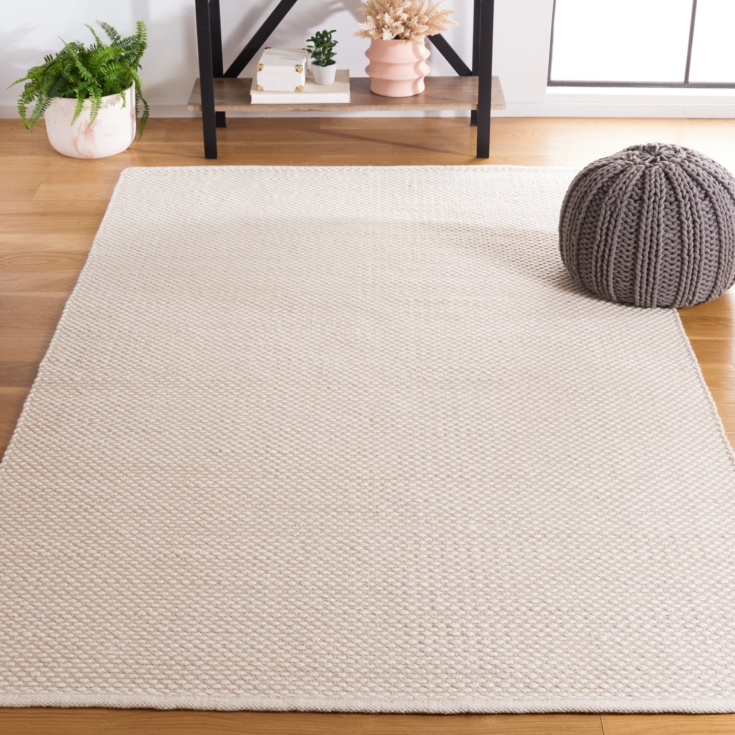 Safavieh Vermont 6 x 9 (ft) Flatweave Wool Ivory Rectangular Indoor Solid Professionally Clean Only Area rug