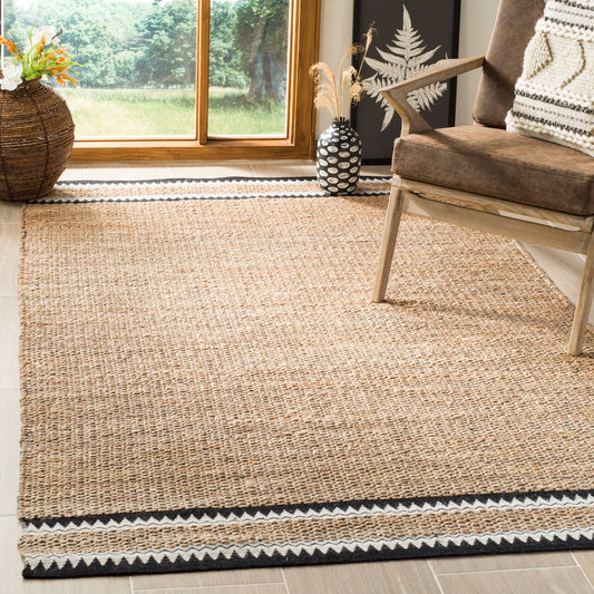 Safavieh Natural Fiber 9 x 12 (ft) Knotted Jute Natural/Black Rectangular Indoor Geometric Bohemian/Eclectic Spot Clean Only Area rug