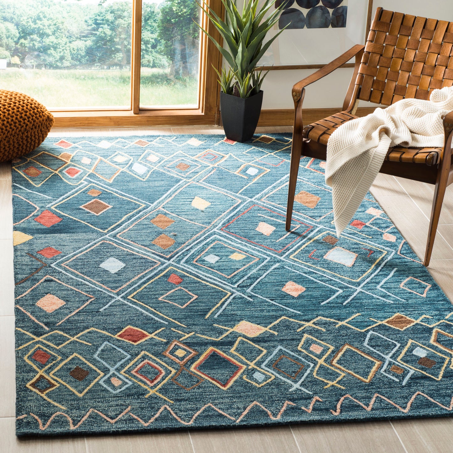 Safavieh Suzani 8 x 10 (ft) Hooked Wool Dark Blue/Multi Rectangular Indoor Geometric Bohemian/Eclectic Professionally Clean Only Area rug