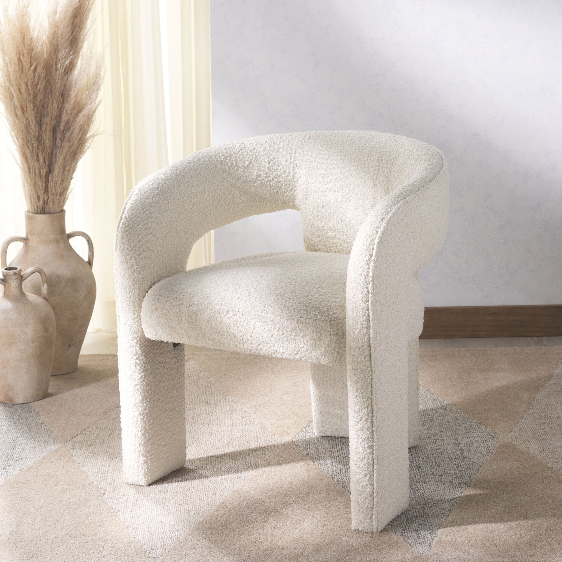 Safavieh  Catharia Scandinavian Style Boucle 3 Leg Dining Chair/Ivory