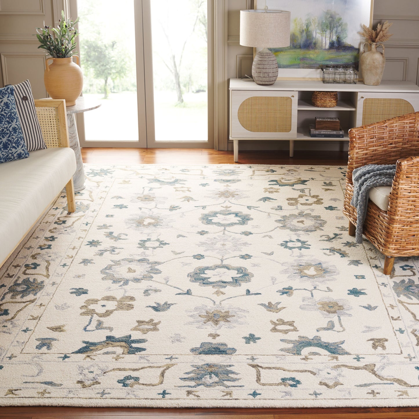 Safavieh  Aspen 651 Ivory/Blue Traditional 8ft x 10ft Large Rectangle Rug