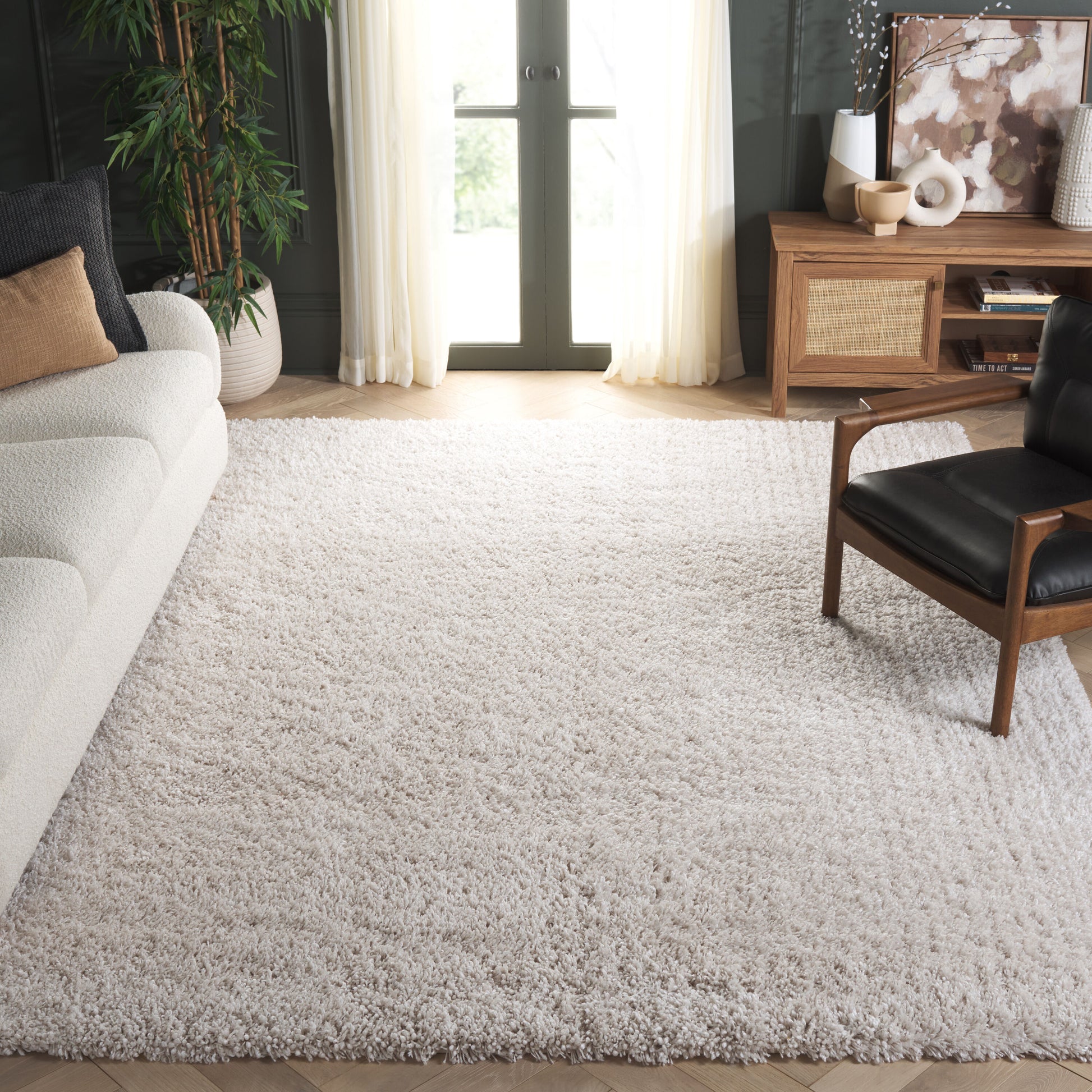 Safavieh Shag 240V Ivory 7ft-6in x 9ft-6in Shag Flokati Rug