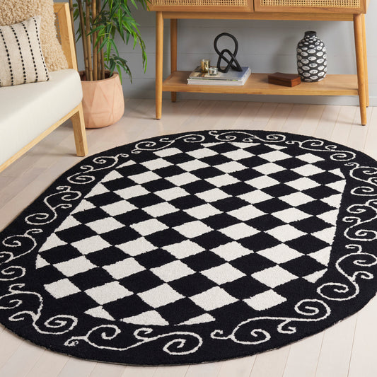Safavieh  Hk711 Black/Ivory Contemporary 6ft x 9ft Oval Rug
