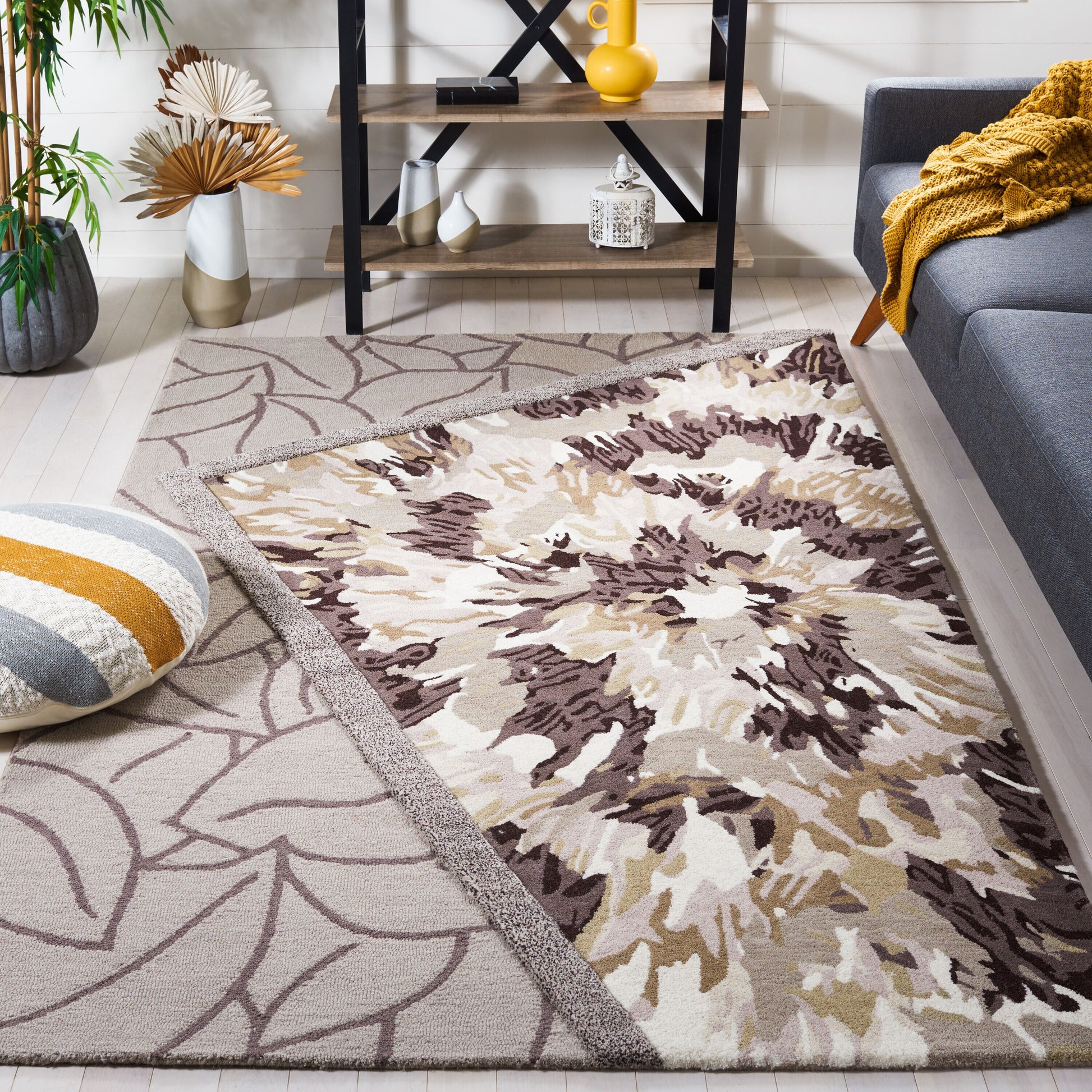 Safavieh  Fifth Avenue 127 Beige/Brown Contemporary 5ft x 8ft Medium Rectangle Rug