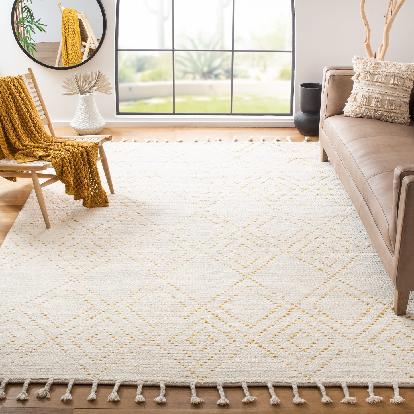 Safavieh  Casablanca 676 With Tassle Ivory/Gold Bohemian 8ft x 10ft Large Rectangle Rug