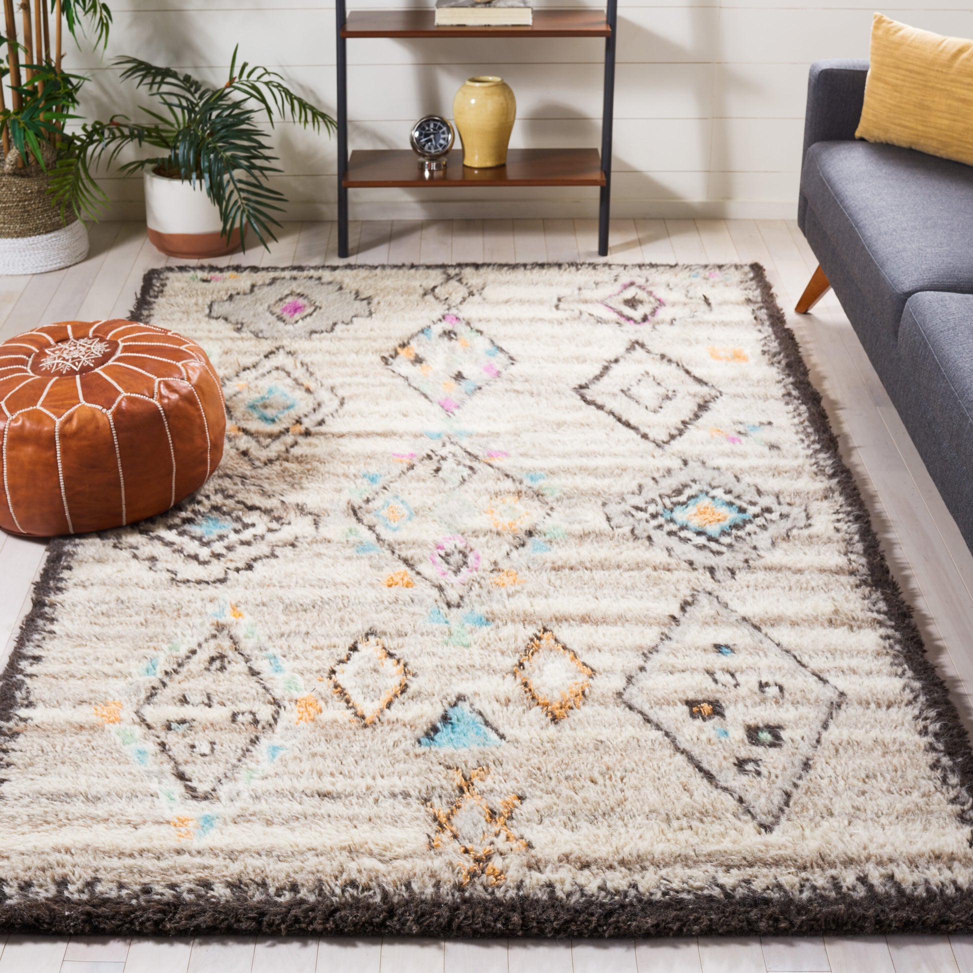 Safavieh  Kenya 826 Natural/Multi Bohemian 5Ft x 8Ft Medium Rectangle Rug