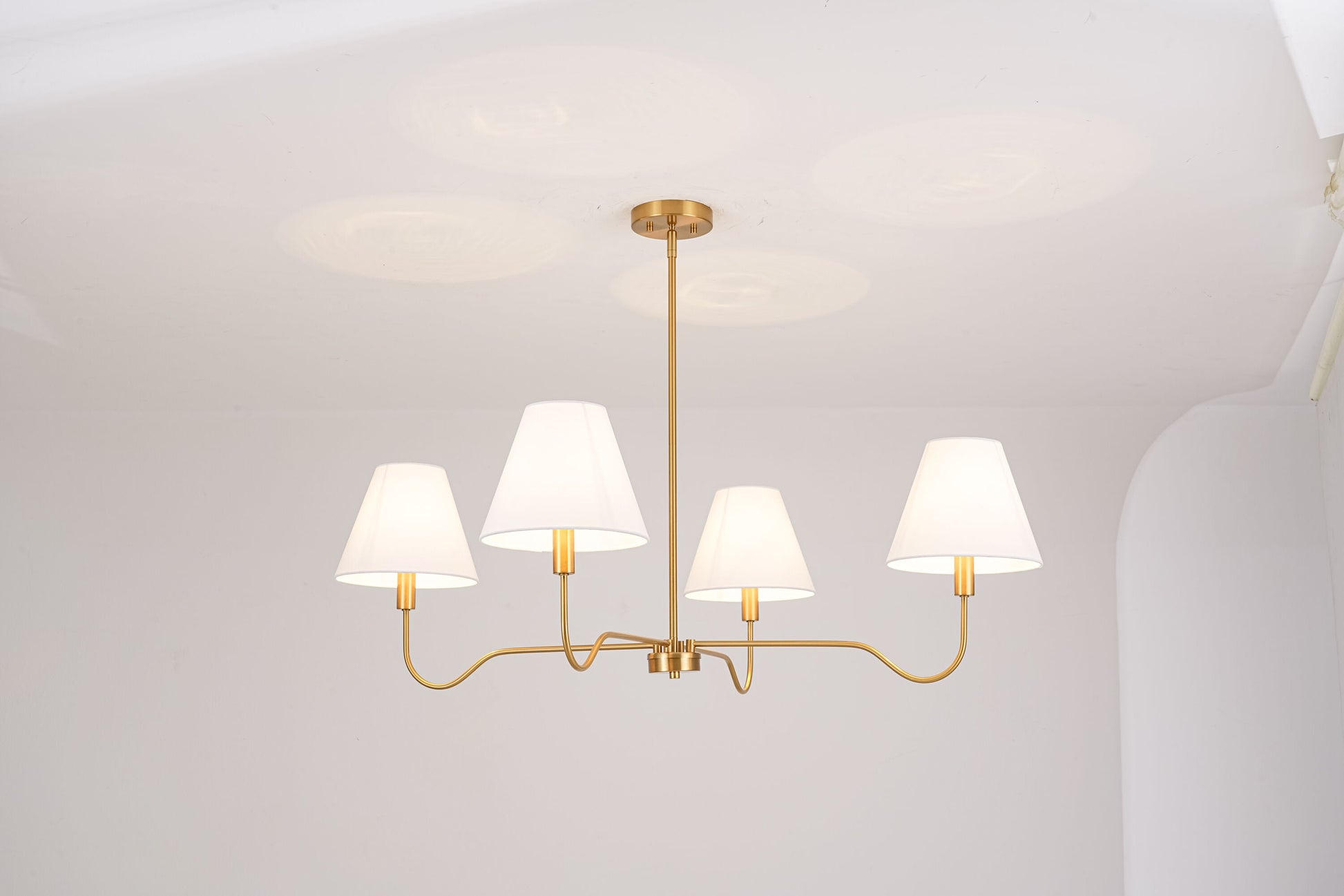 Y'INSP Genlut 4 -Light Brass Indoor Metal Chandelier