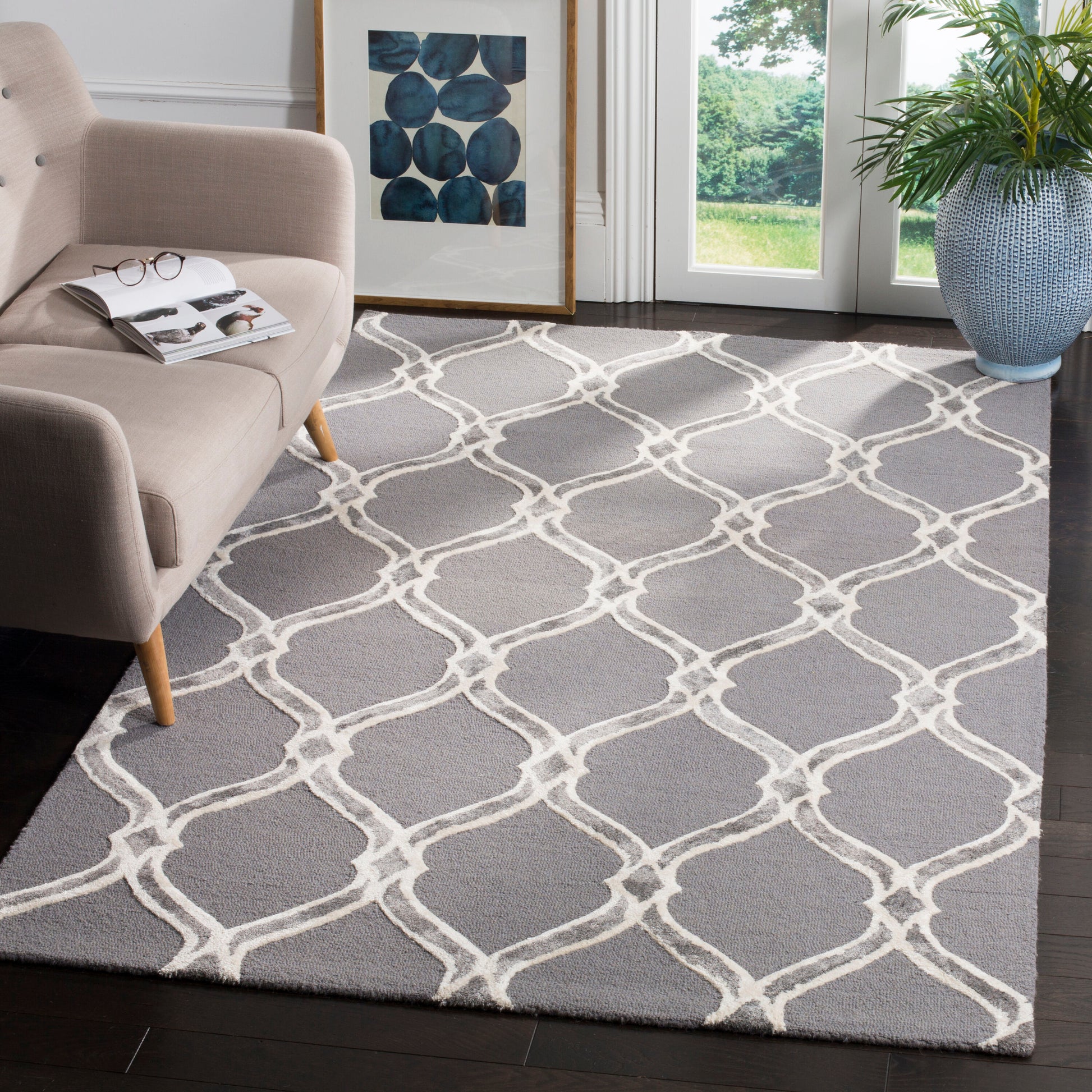 Safavieh  Manchester 540 Dark Gray/Ivory Contemporary 5ft x 8ft Medium Rectangle Rug