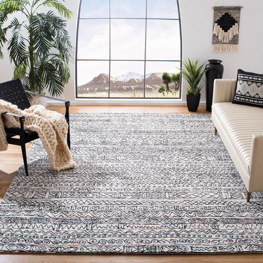 Safavieh  Micro-Loop 228 Ivory/Black Bohemian 8ft x 10ft Large Rectangle Rug